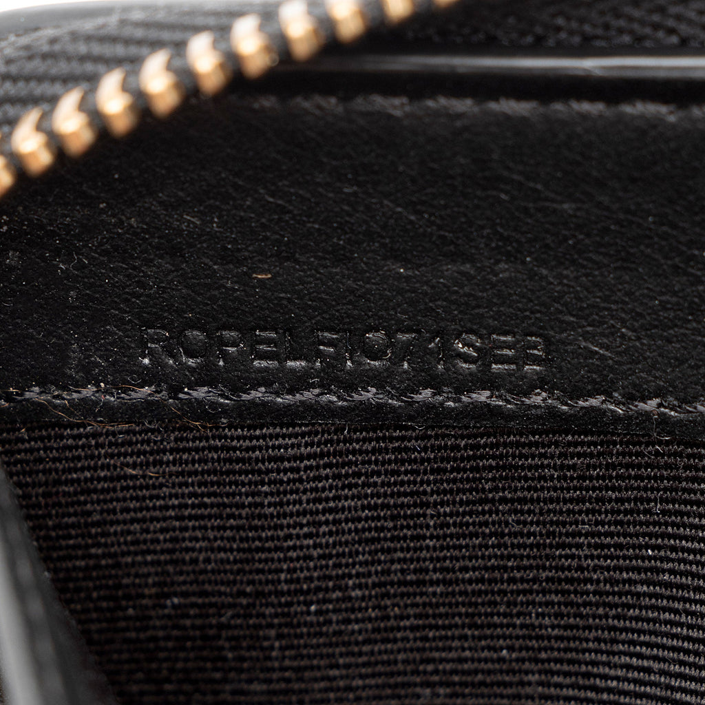 Burberry Embossed Grainy Calfskin Zip Around Wallet (SHF-qMp2HV)