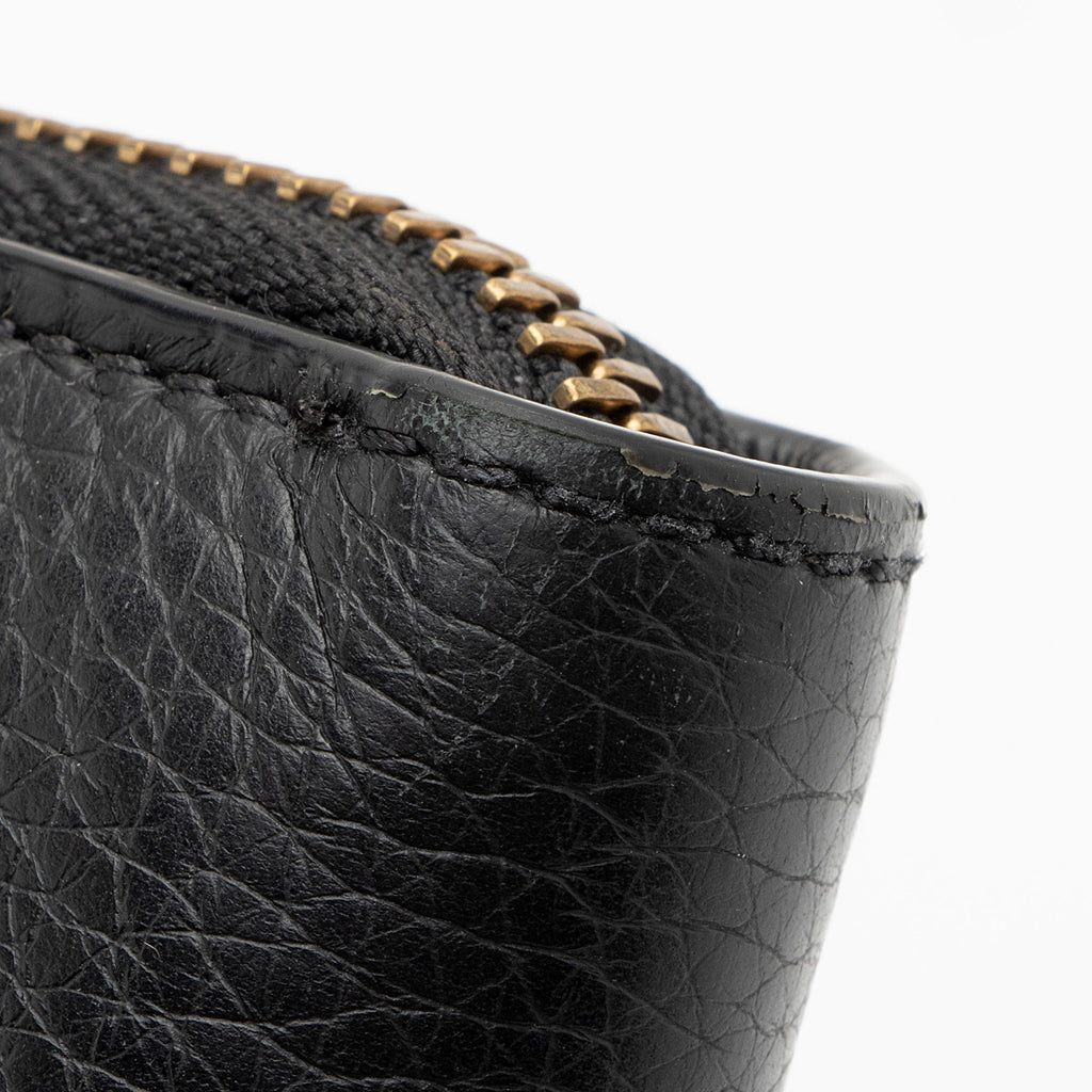 Burberry Embossed Grainy Calfskin Zip Around Wallet (SHF-qMp2HV)