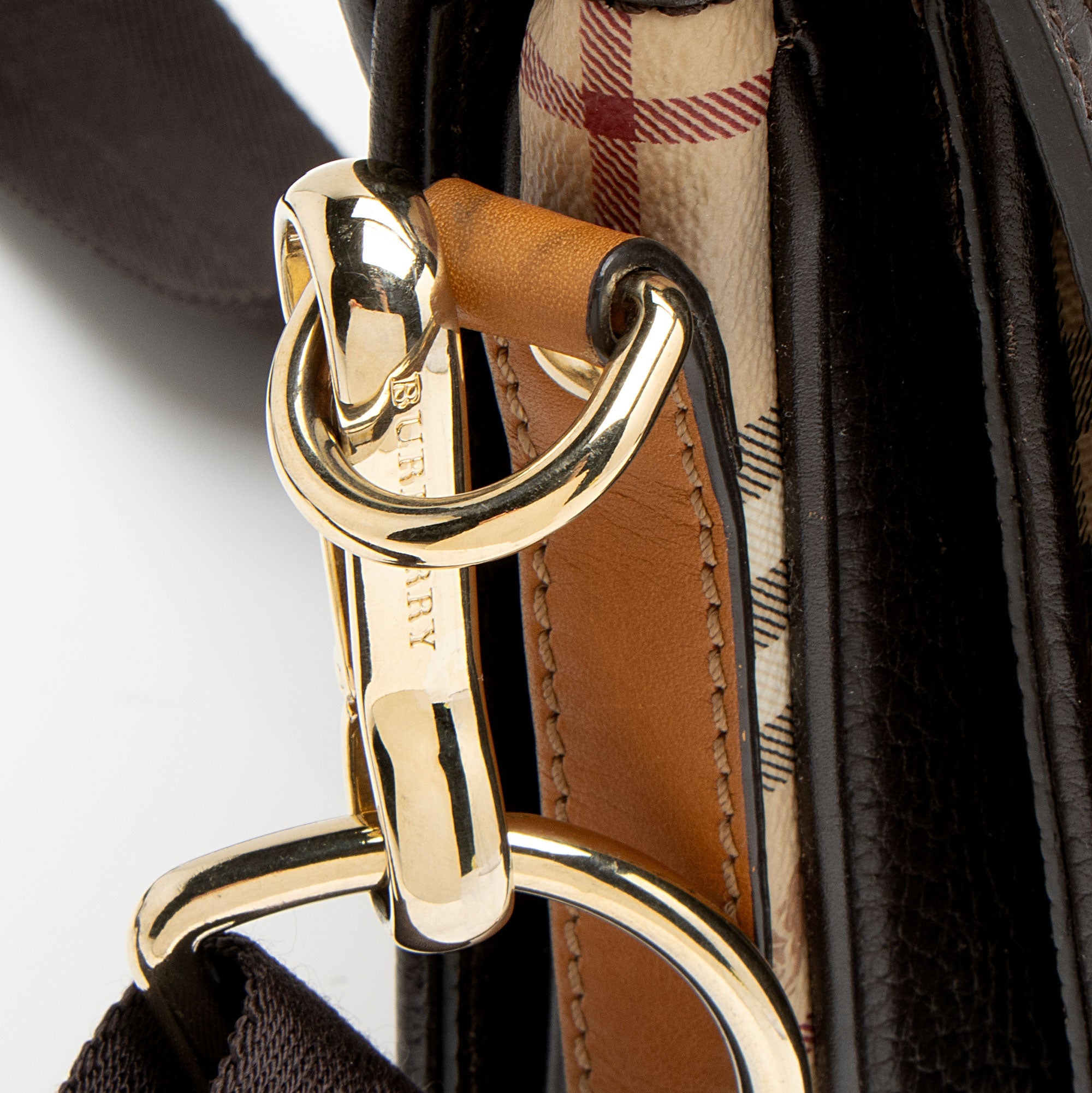 Burberry Haymarket Check Buckle Messenger (SHF-5qIRC7)
