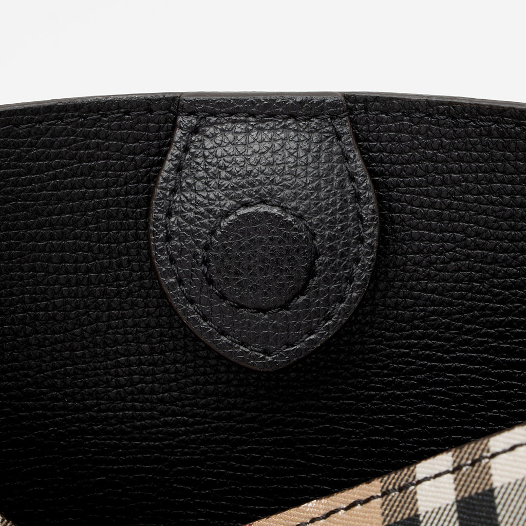 Burberry Haymarket Check Lorne Bucket Bag (SHF-KR1Hvi)