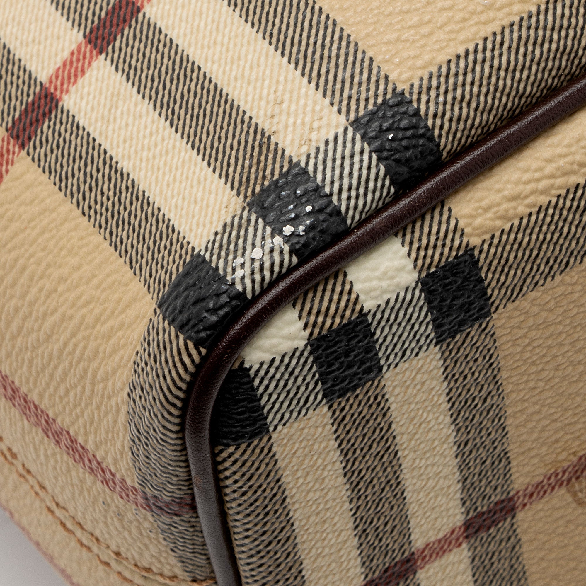 Burberry Haymarket Check Medium Tote (SHF-KA8pBF)