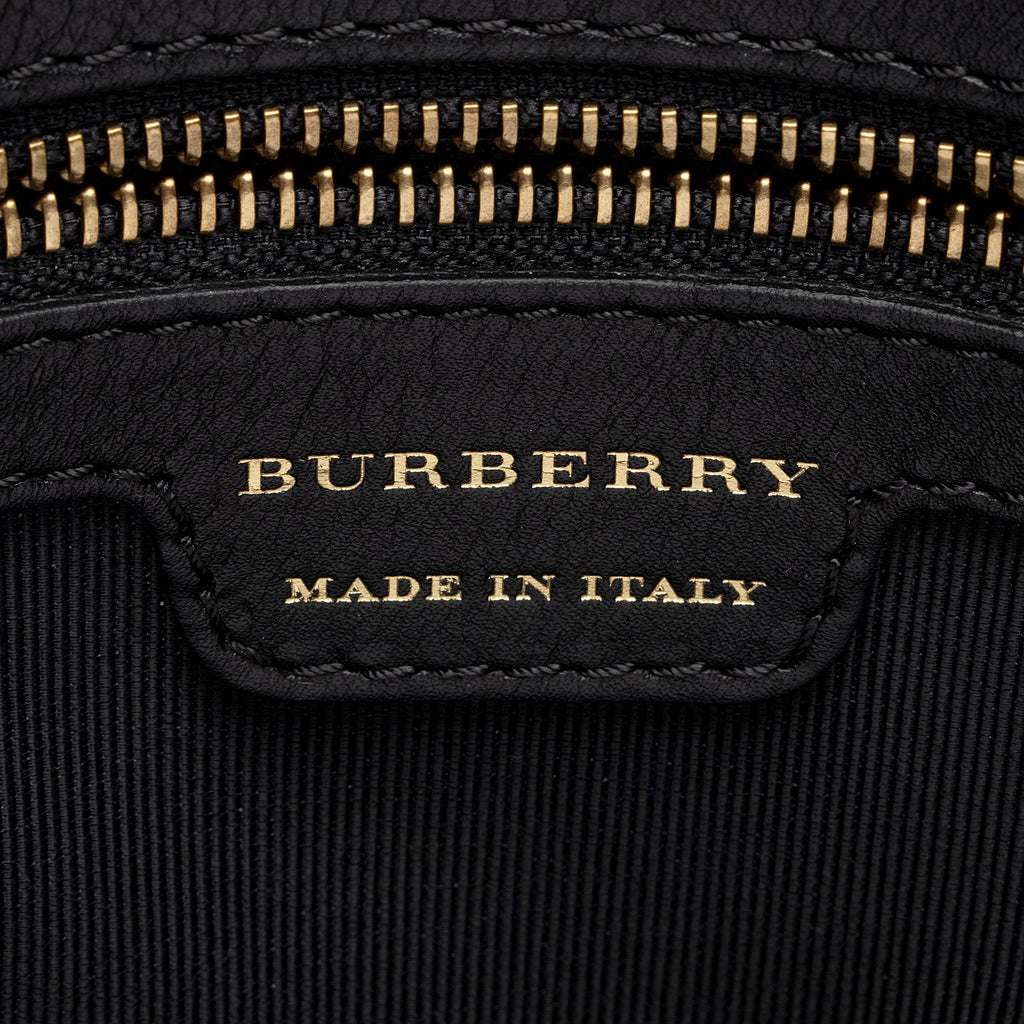 Burberry Vintage Check 1983 Link Zip Tote (SHF-DCHhVW)