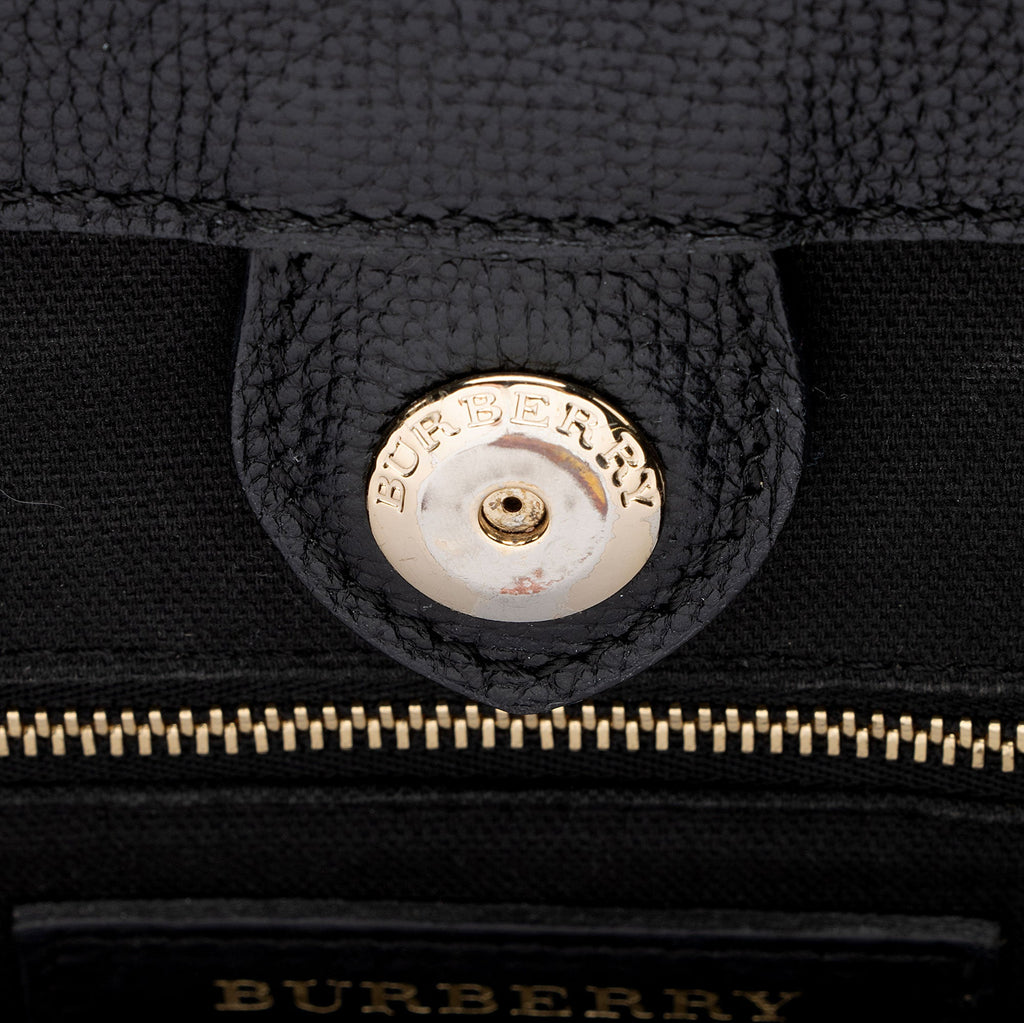 Burberry House Check Leather Banner Large Tote (SHF-amQX3B)