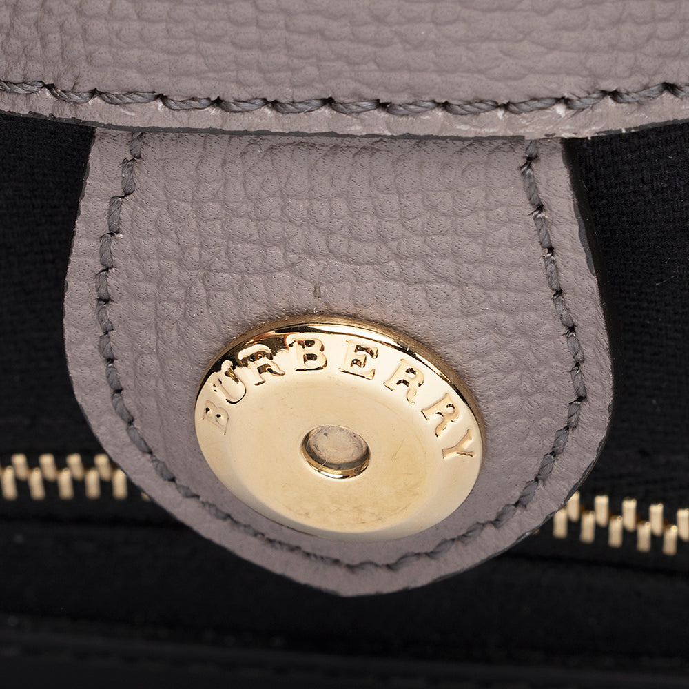 Burberry House Check Leather Banner Medium Tote (SHF-20853)