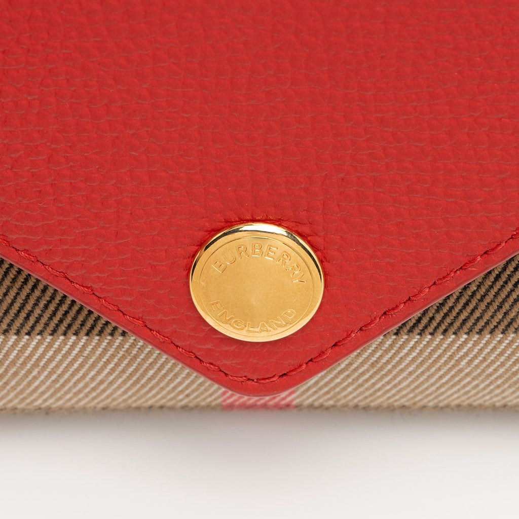 Burberry House Check Leather Hannah Wallet on Strap (SHF-eQV5N5)