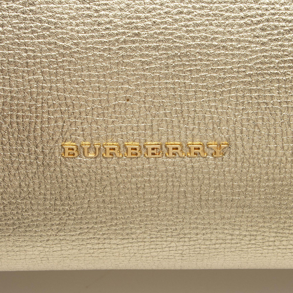 Burberry House Check Metallic Leather Banner Medium Tote (SHF-81DUmX)