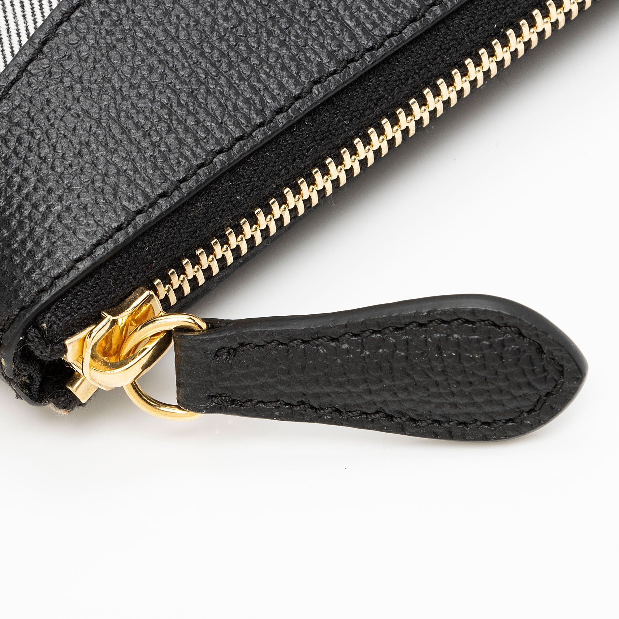 Burberry House Check Peyton Clutch (SHF-SzMvgy)