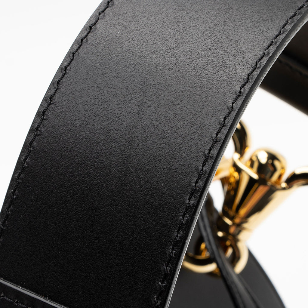 Burberry Leather Bridle Medium Saddle Bag (SHF-FYQaTS)