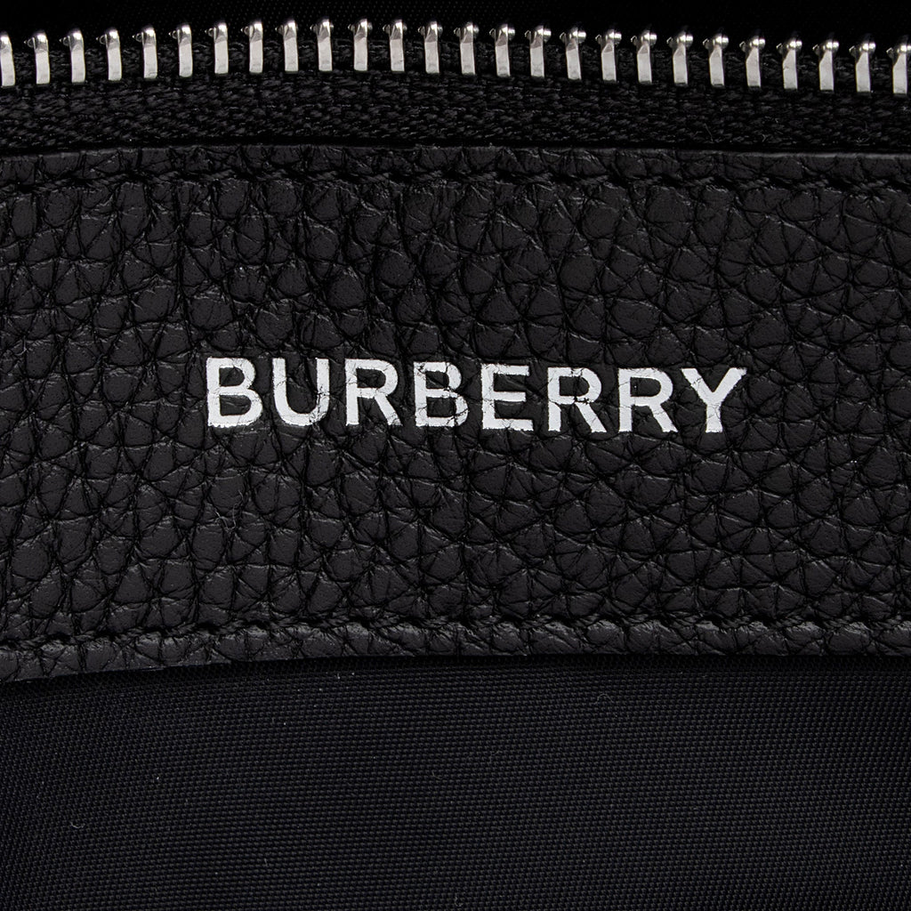 Burberry Leather Bruno Messenger Bag (SHF-GEHFL3)