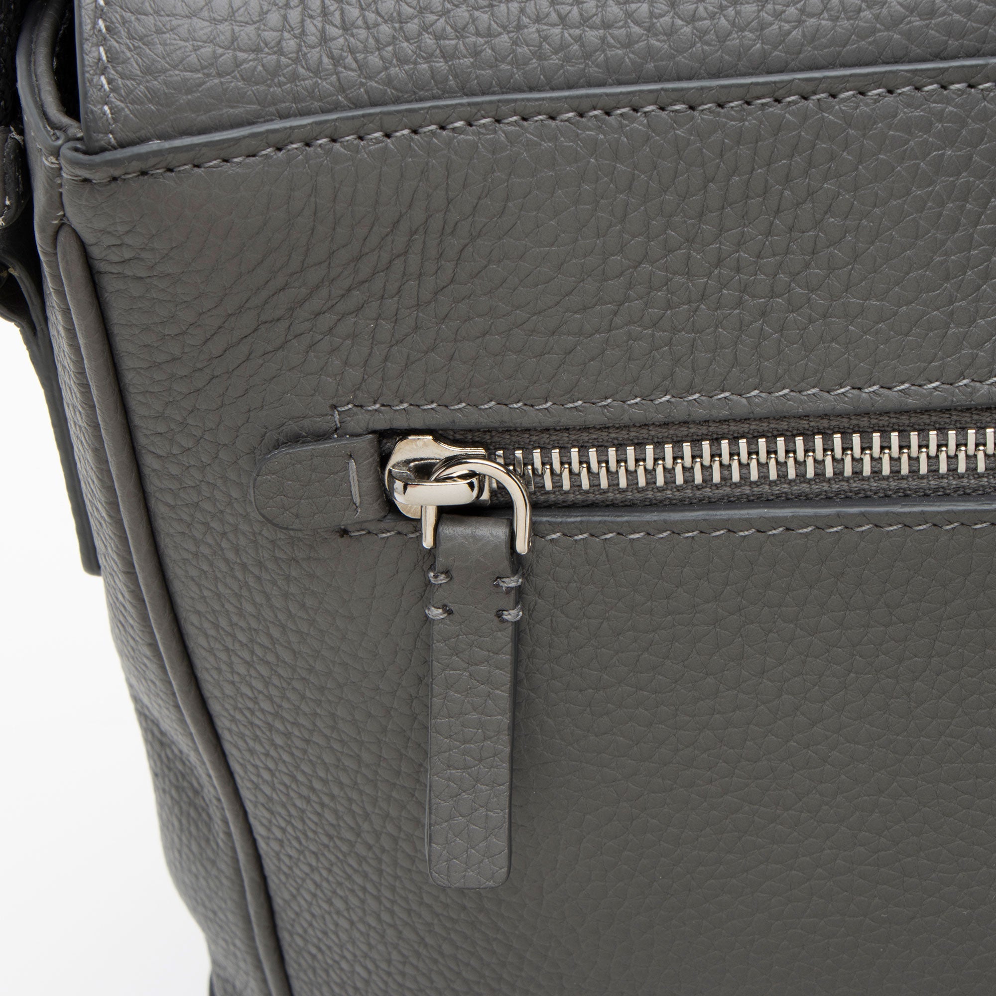 Burberry Leather Bruno Messenger (SHF-o1cptH)