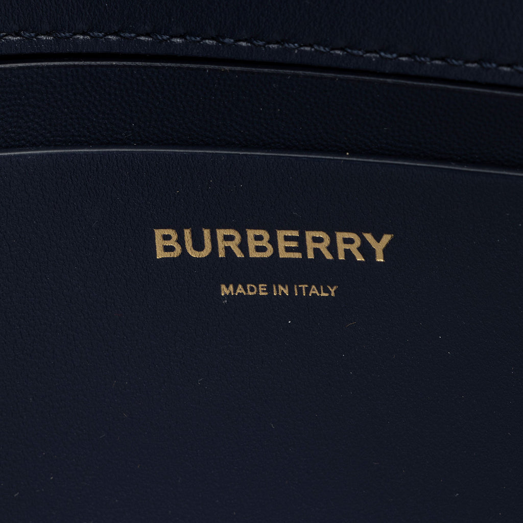 Burberry Leather Grace Medium Flap Bag (SHF-7QlJV4)