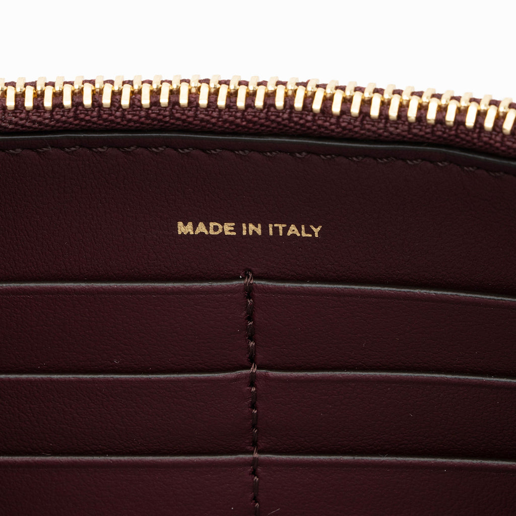 Burberry Leather Hazelmere Wallet on Strap (SHF-VFcGwG)