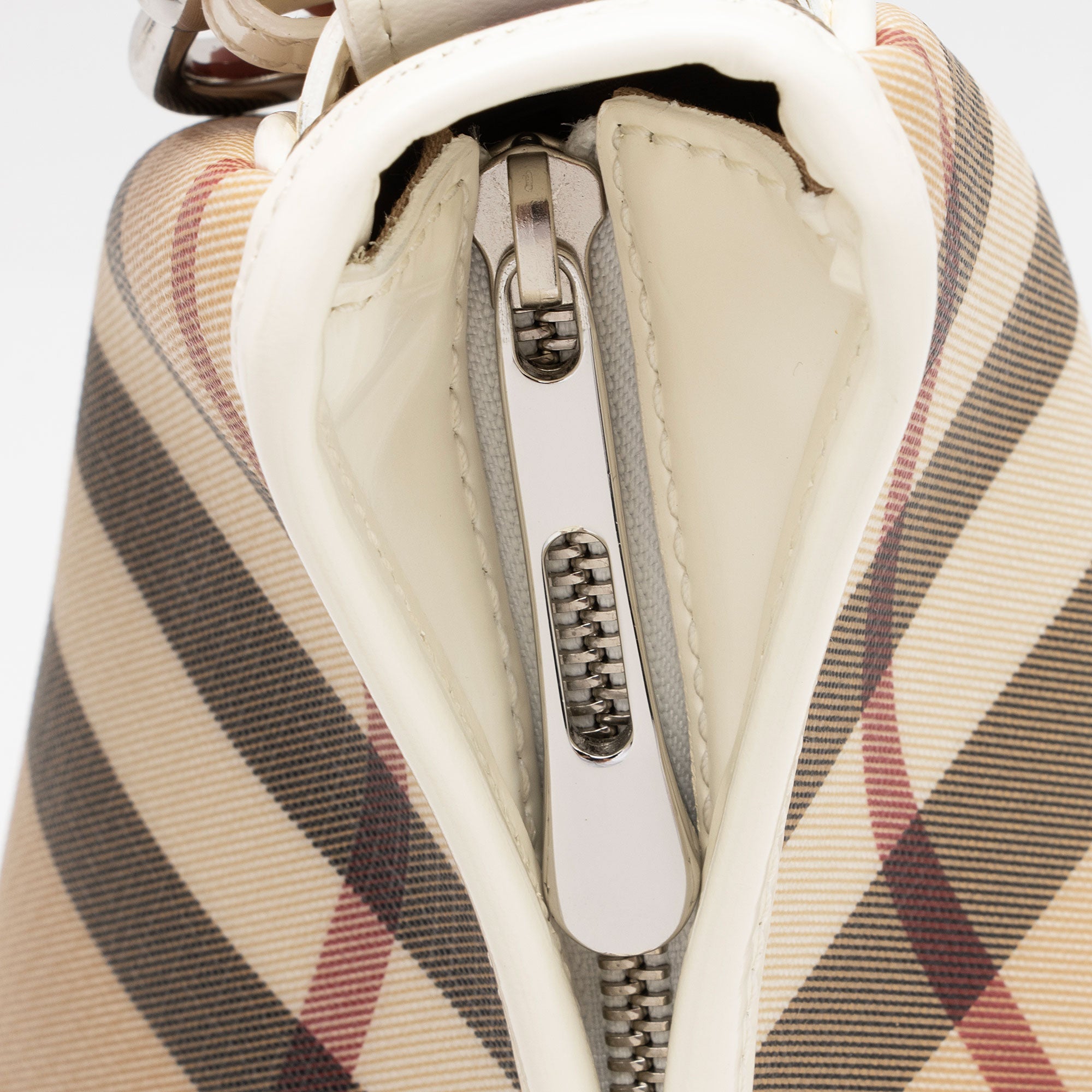 Burberry Nova Check Barton Hobo (SHF-yRrlE1)