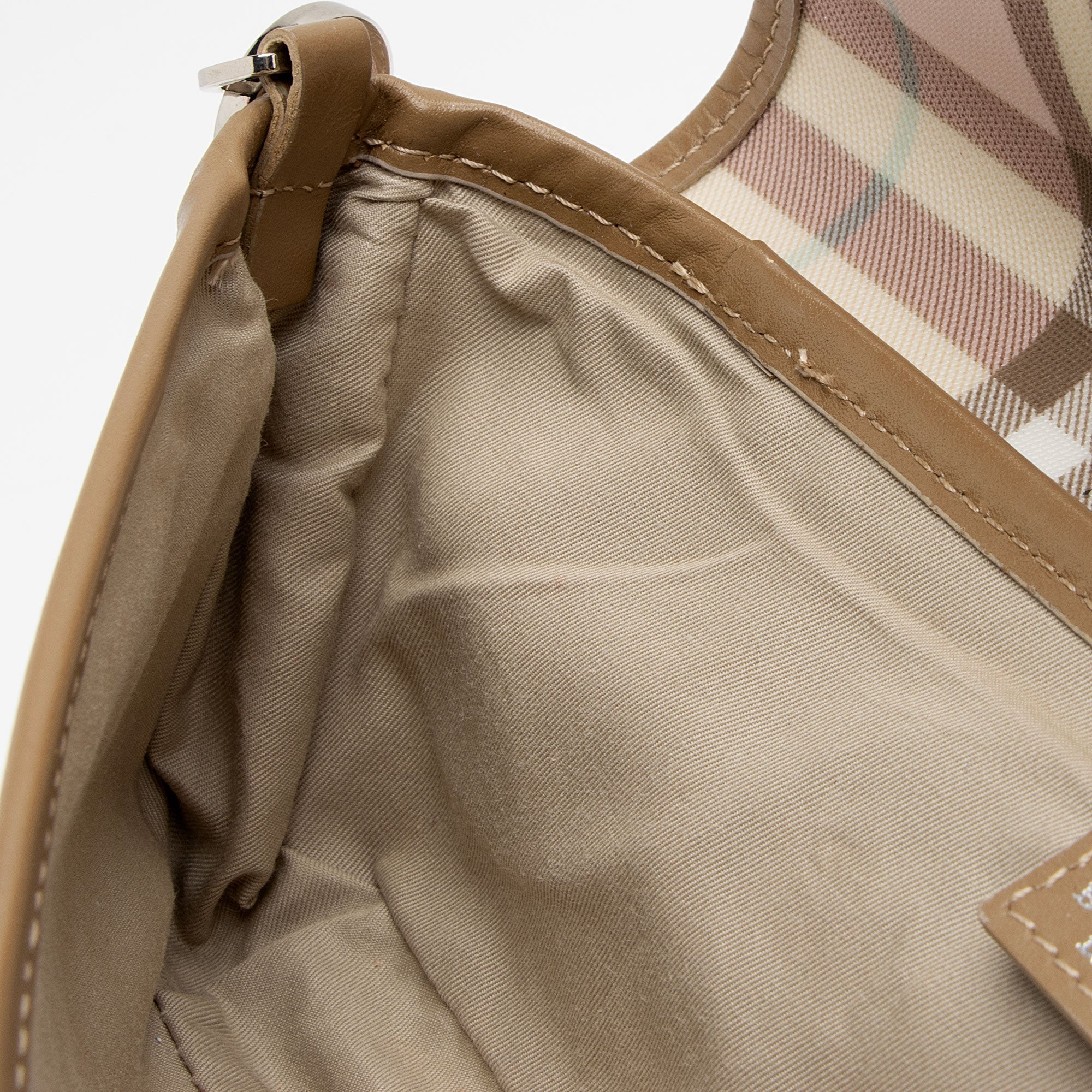 Burberry Nova Check Candy Shoulder Bag (SHF-uRG8qb)