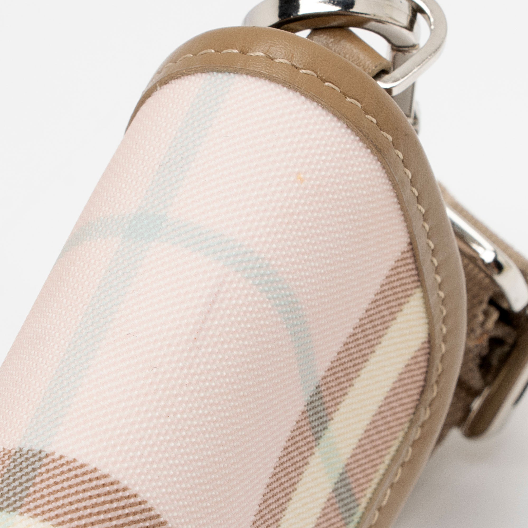 Burberry Nova Check Candy Shoulder Bag (SHF-uRG8qb)