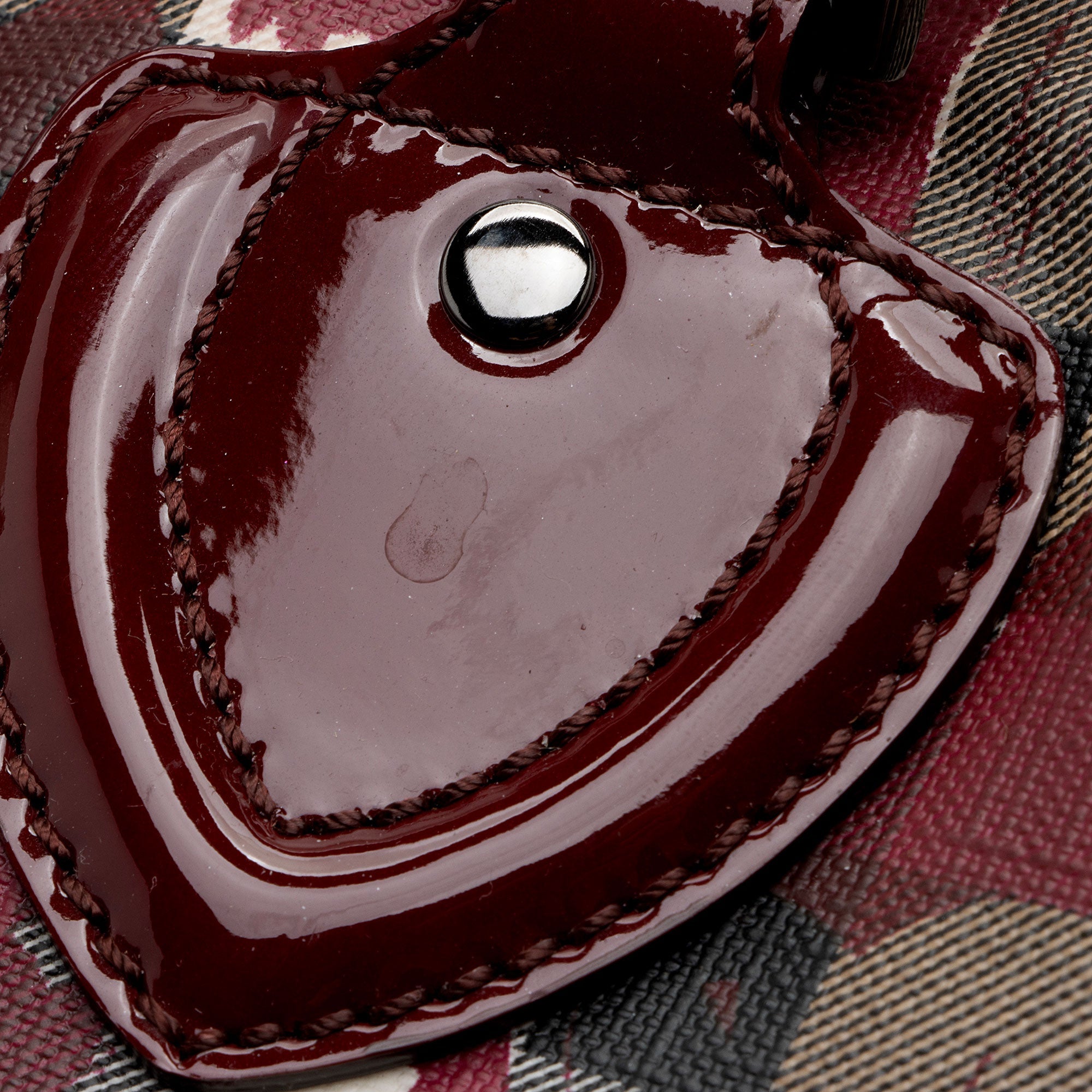 Burberry Nova Check Painted Hearts Tote (SHF-8ExxqA)