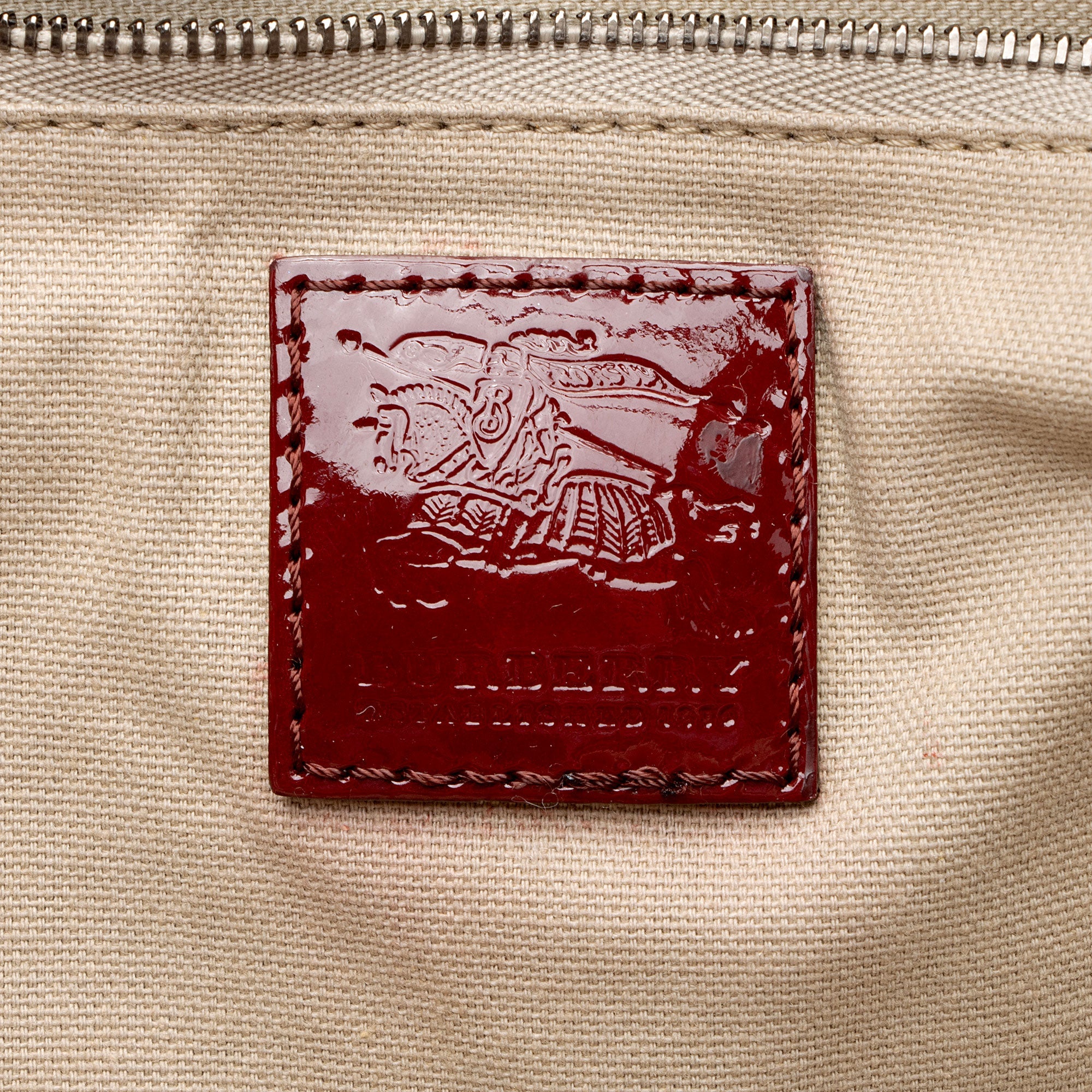 Burberry Nova Check Painted Hearts Tote (SHF-8ExxqA)