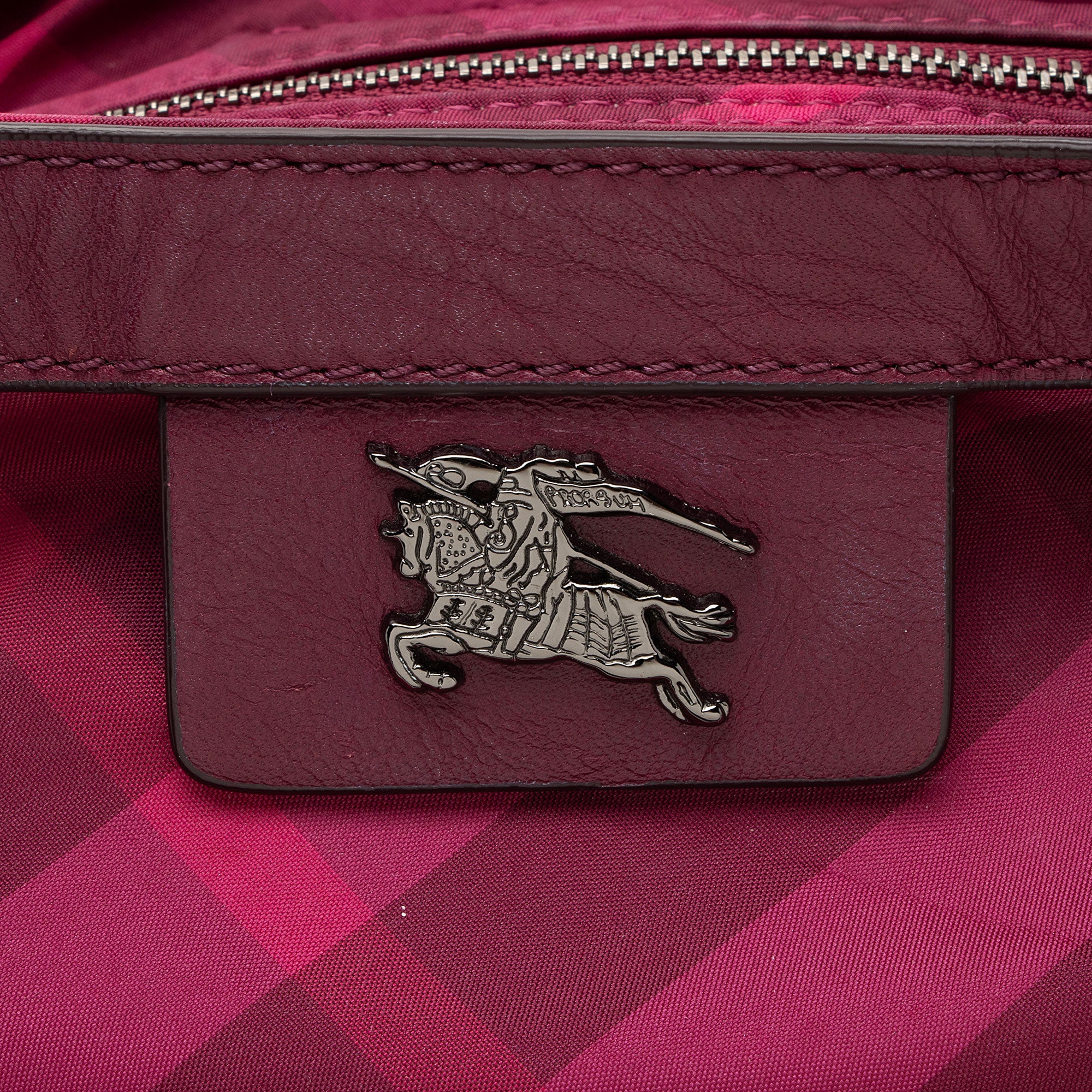 Burberry Nylon Check Buckleigh Packable Small Tote (SHF-ibEbJ7)