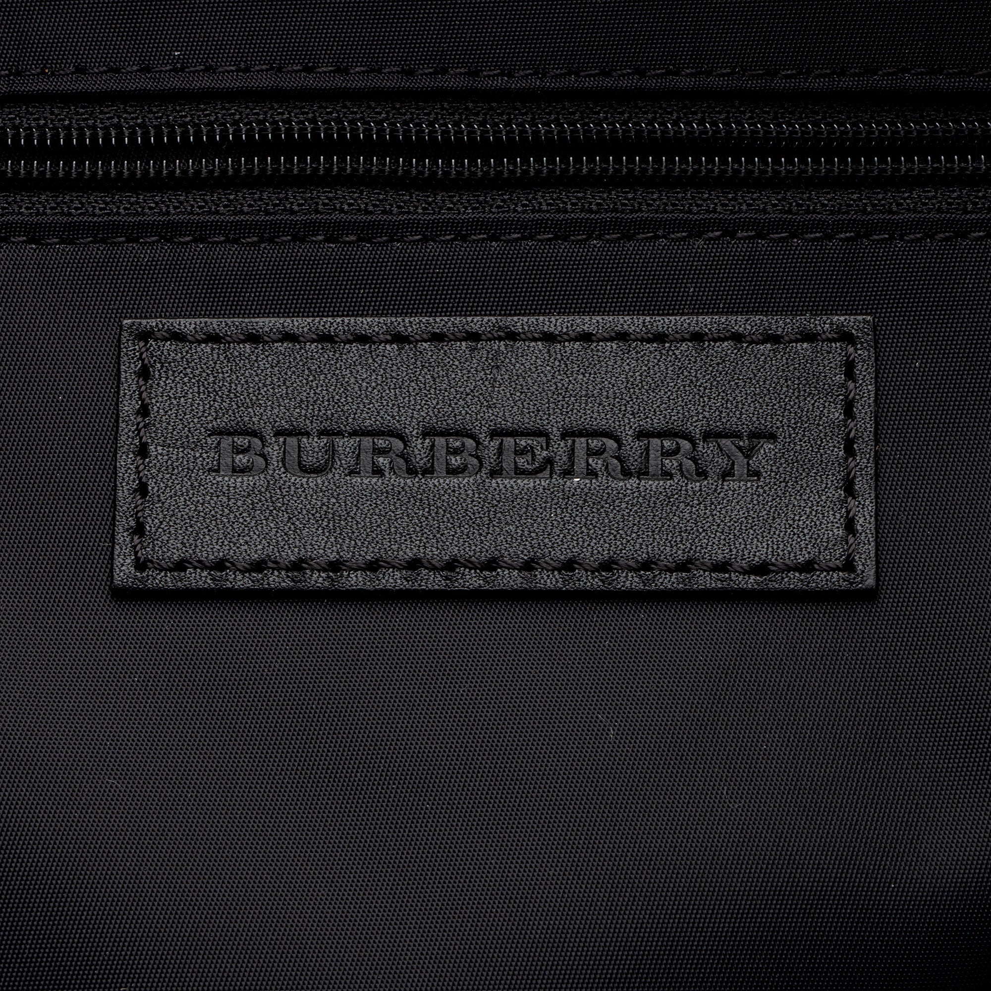 Burberry Nylon Check Buckleigh Packable Small Tote (SHF-mg4mKV)