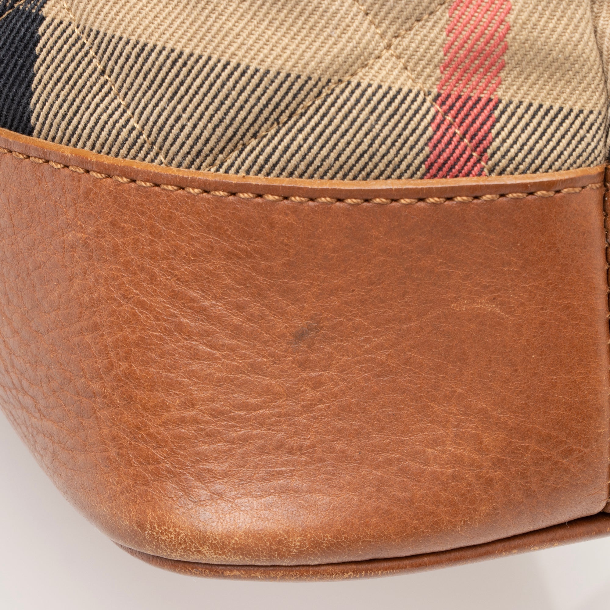 Burberry Quilted House Check Manor Tote (SHF-23520)