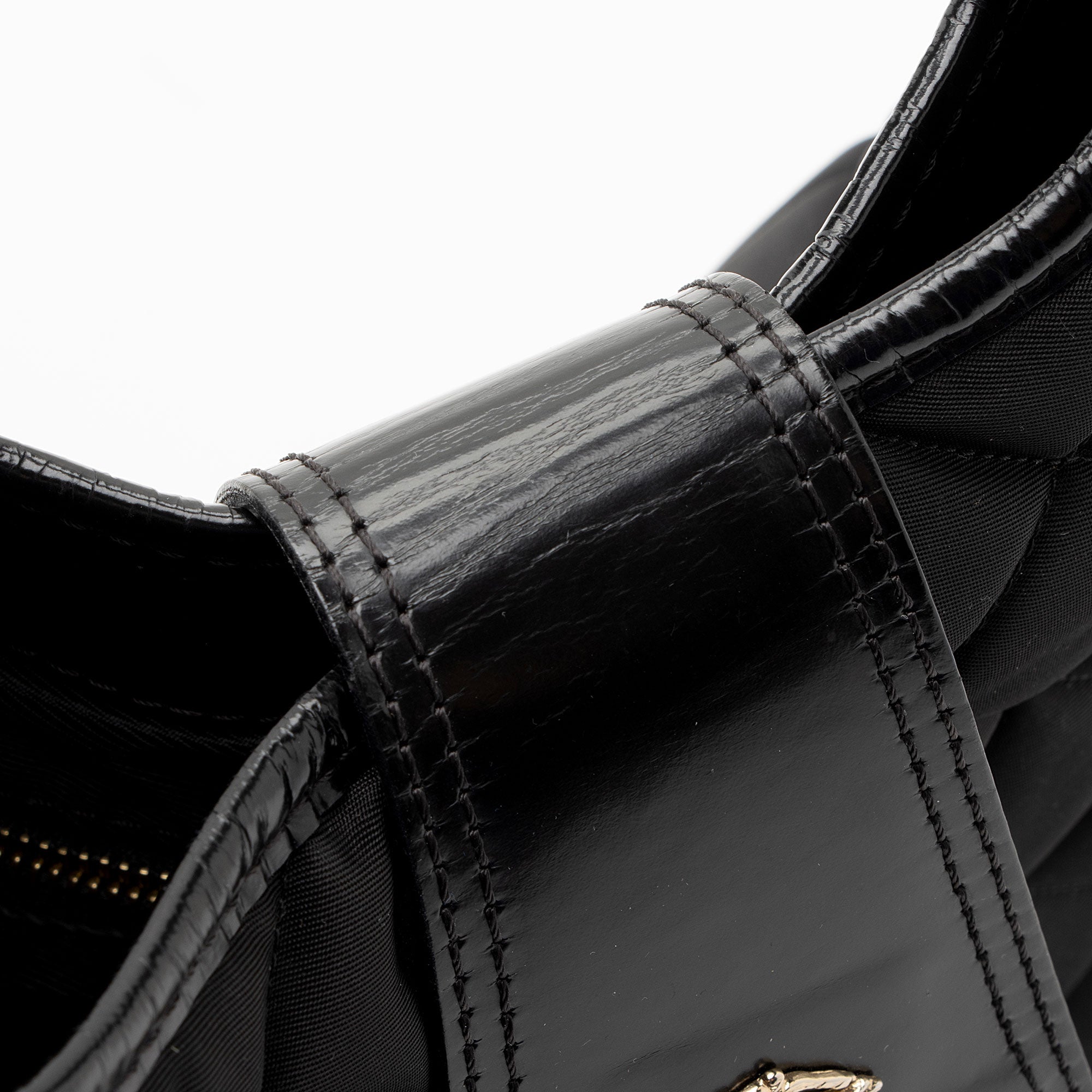 Burberry Quilted Nylon Brooke Hobo (SHF-BNs7Ro)