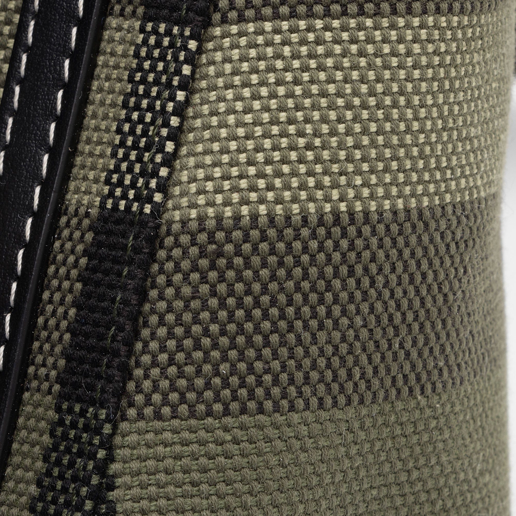 Burberry Tartan Check Calfskin Note Bag (SHF-Ek9q6h)