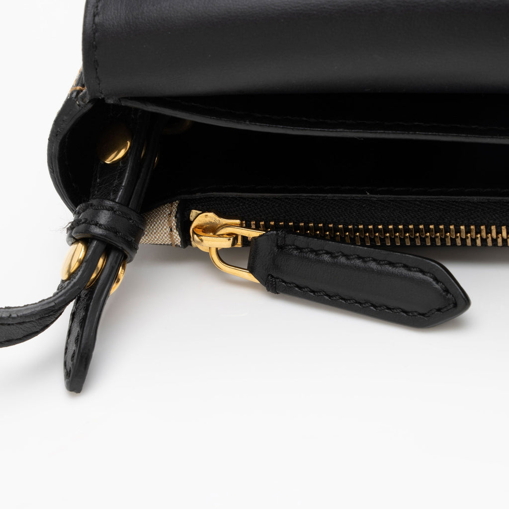 Burberry Vintage Check Hampshire Crossbody Bag (SHF-OuXJEF)