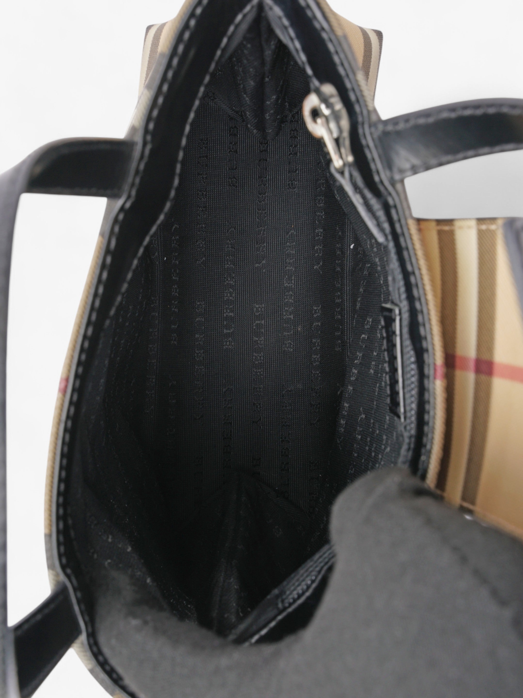 Burberry Check Tote Nova Check / Black Canvas