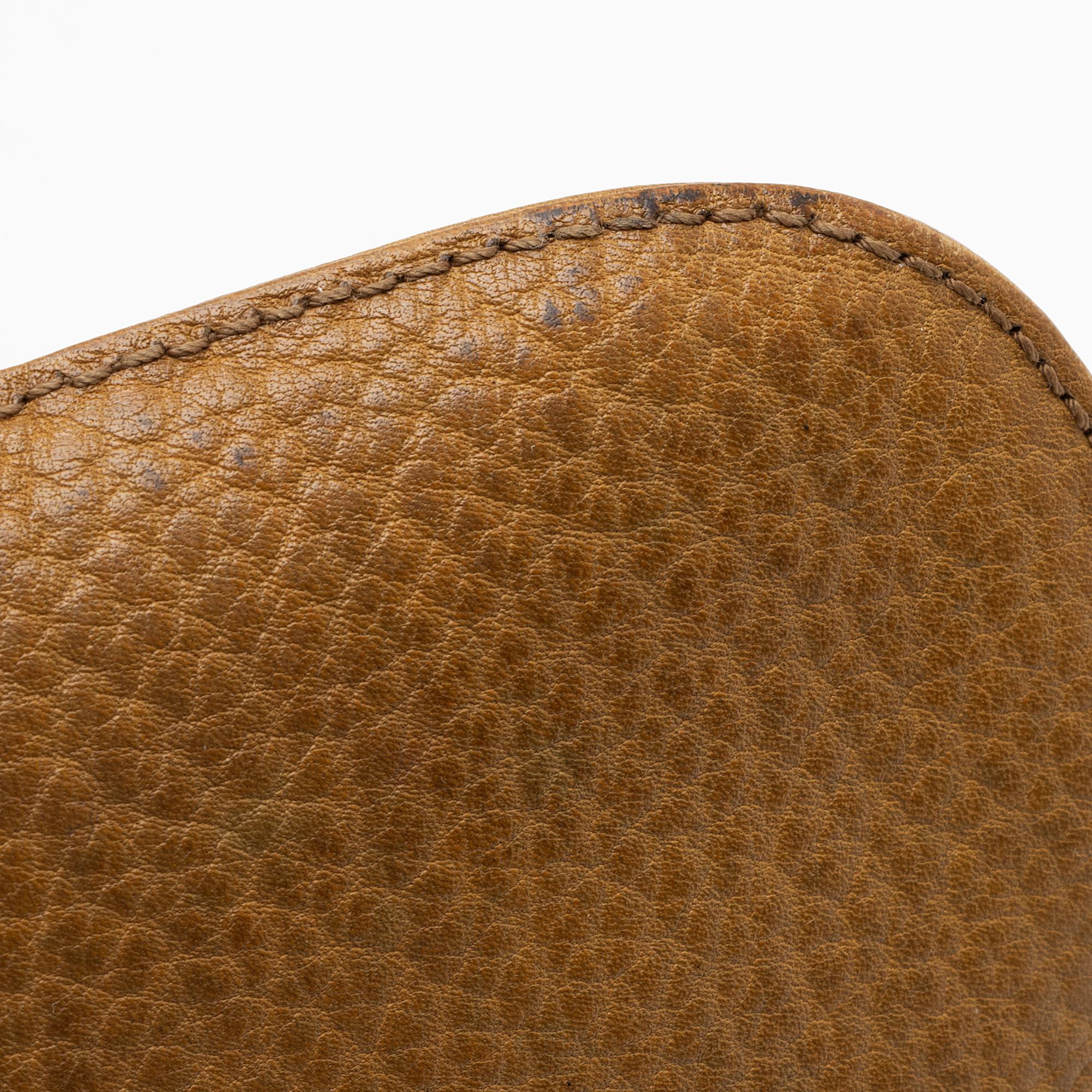 Cartier Calfskin Must de Cartier C Clutch (SHF-ed10fX)