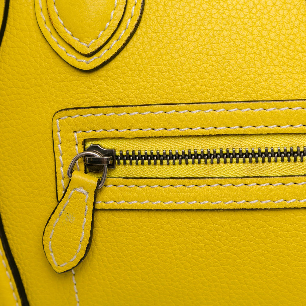 Celine Nano Luggage Tote (SHG-DHbUcg)