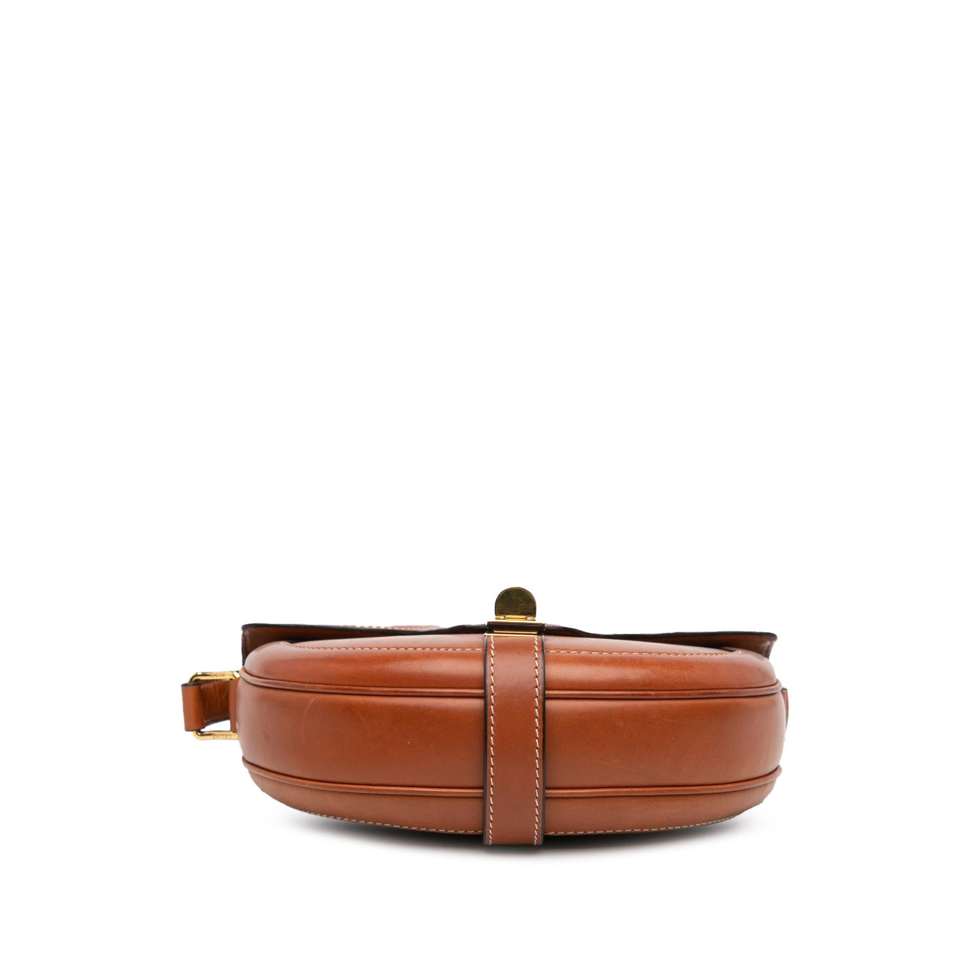 Celine Small Calfskin Besace 16 Crossbody (SHG-jEOgJ2)