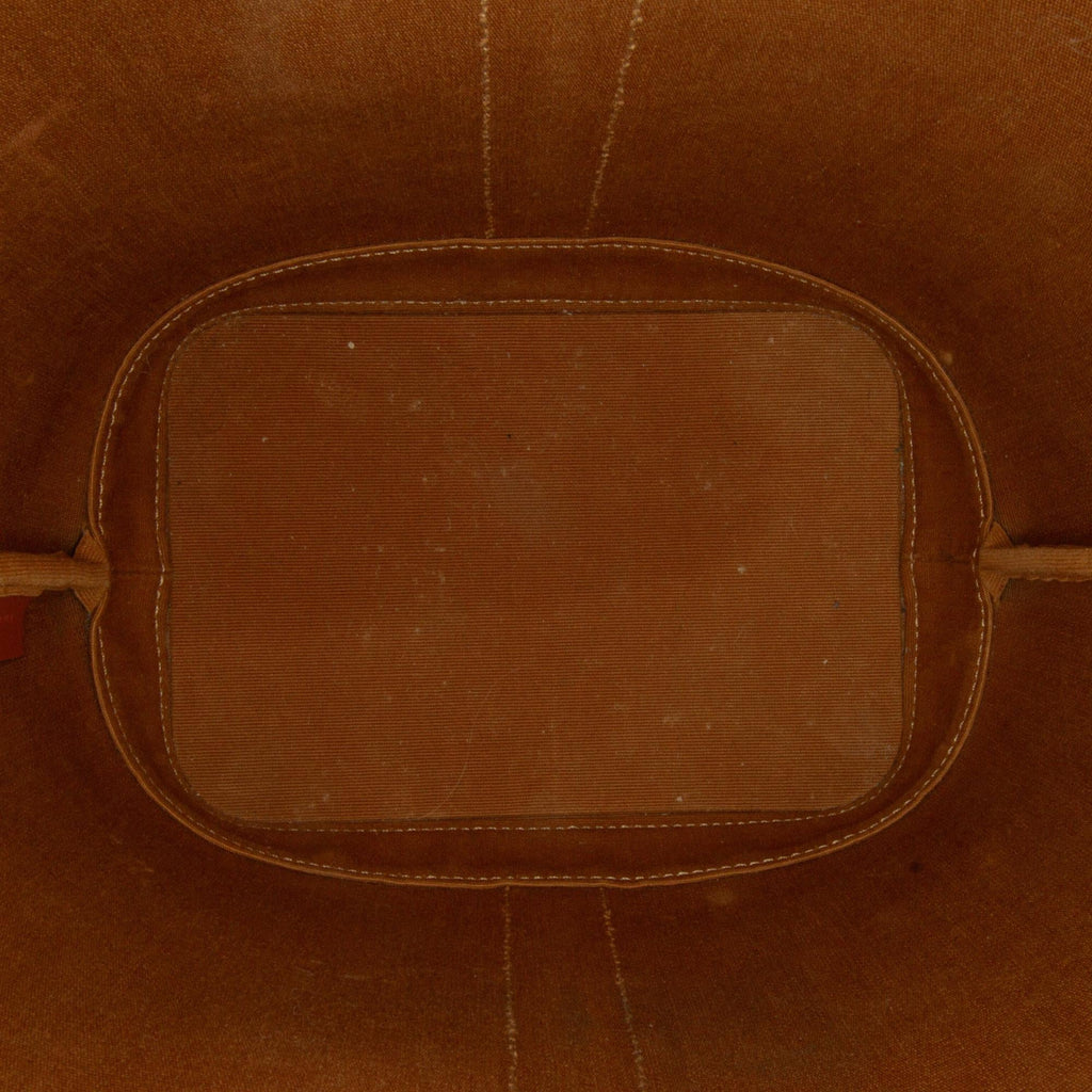 Celine Triomphe Bucket Bag (SHG-ypeF0N)