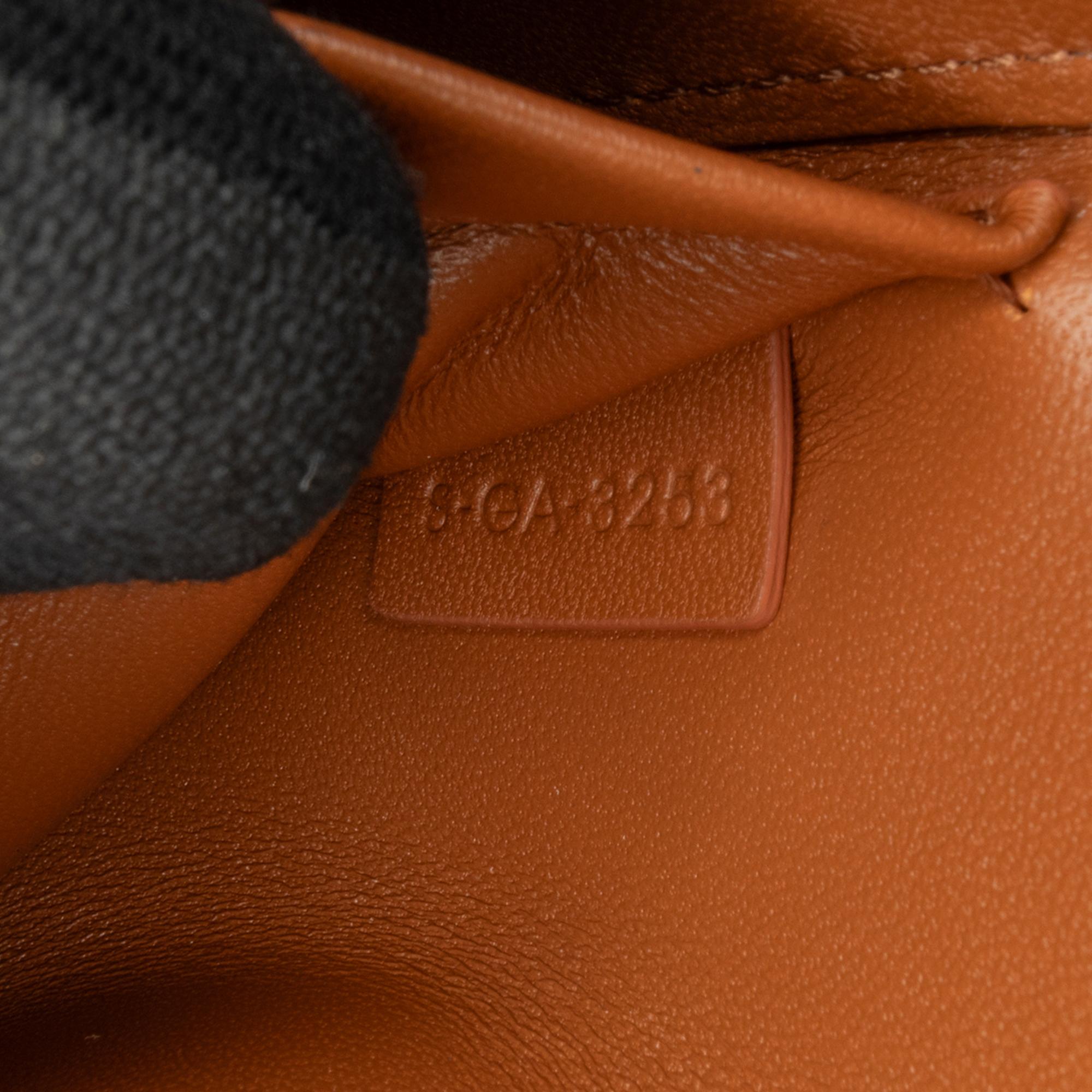 Celine Triomphe Claude Shoulder Bag (SHG-6baNOB)