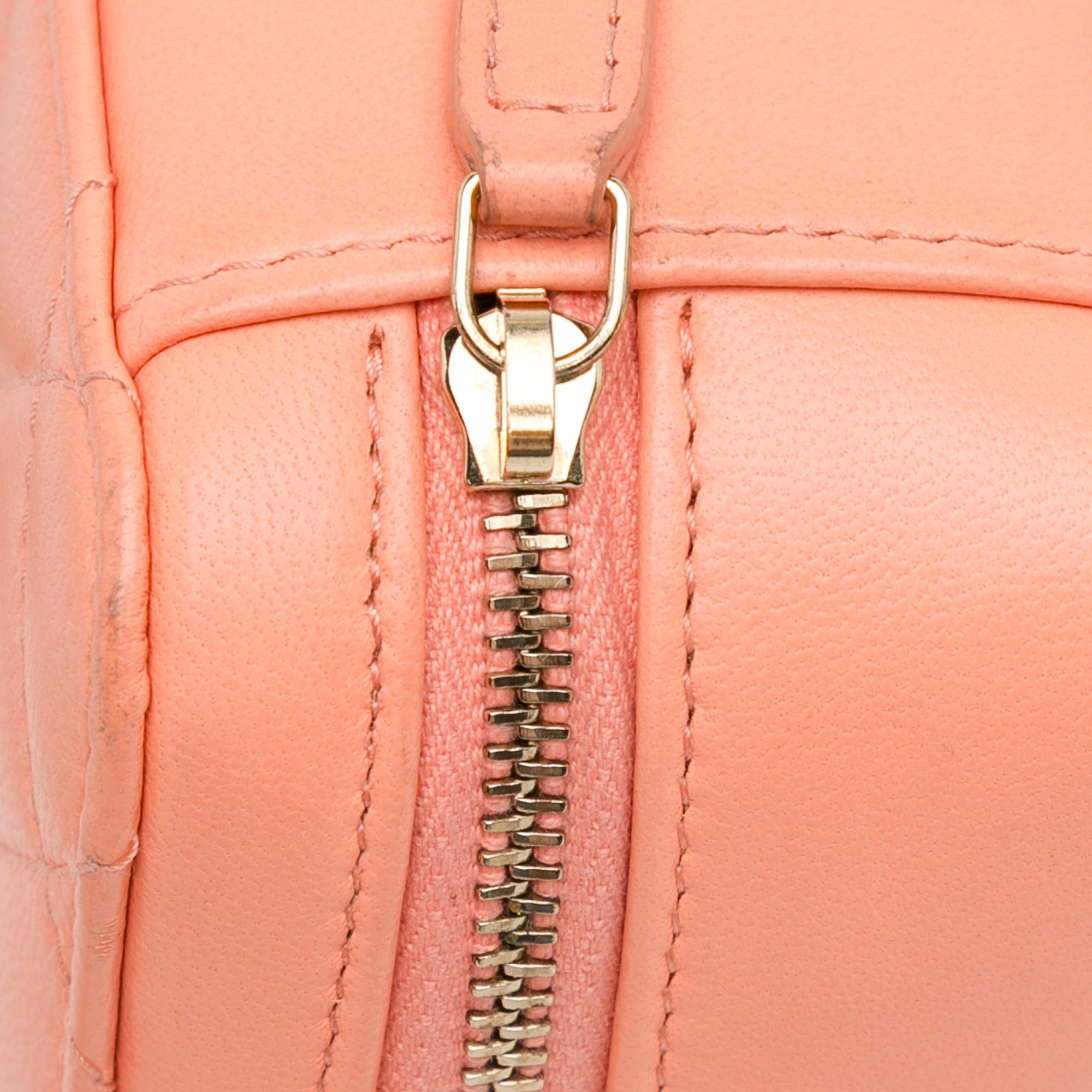 Chanel CC Quilted Lambskin Pearl Crush Camera Bag (SHG-5B4yyg)