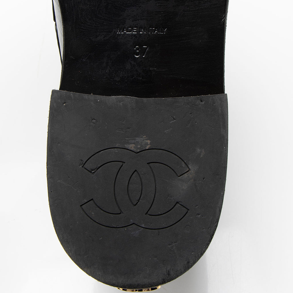 Chanel Calfskin Enamel Charms Loafers - Size 7 / 37