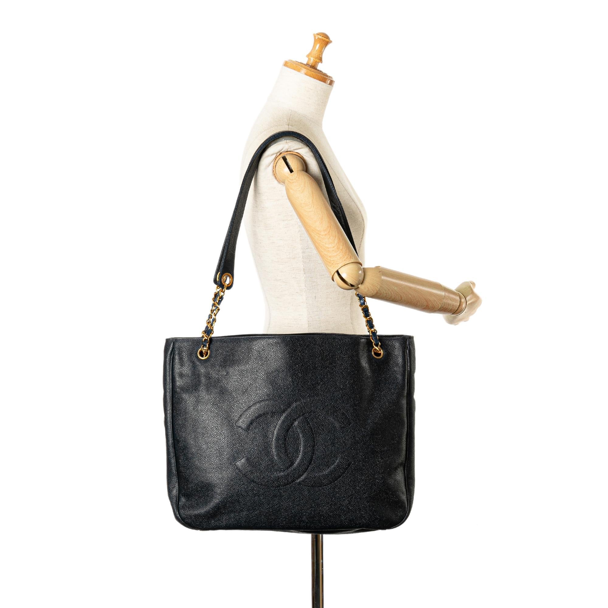 Chanel Caviar CC Tote (SHG-ggd4S1)