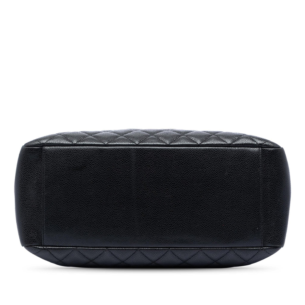 Chanel Caviar Grand Shopping Tote