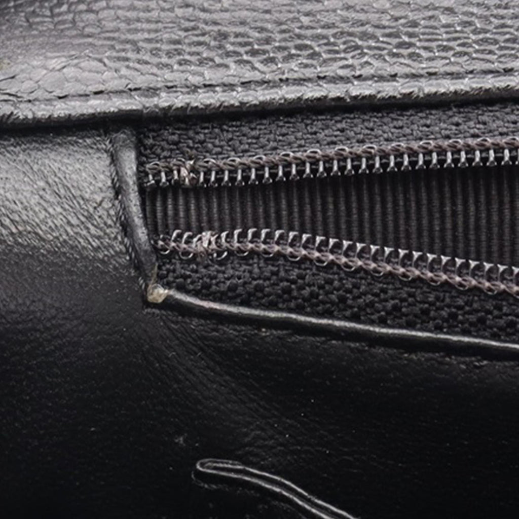 Chanel Caviar Kelly Top Handle (SHG-hzivnC)