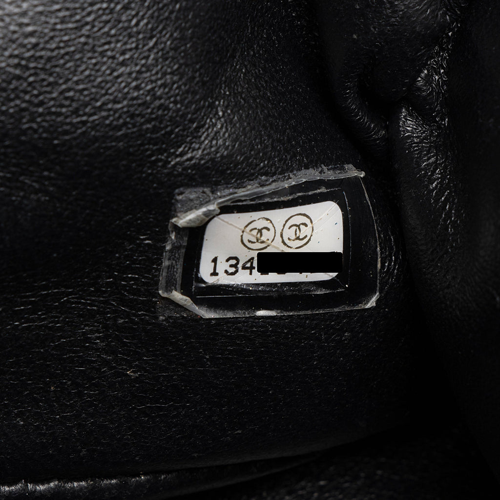 Chanel Caviar Leather Classic Maxi Single Flap Bag (SHF-tdUQSa)
