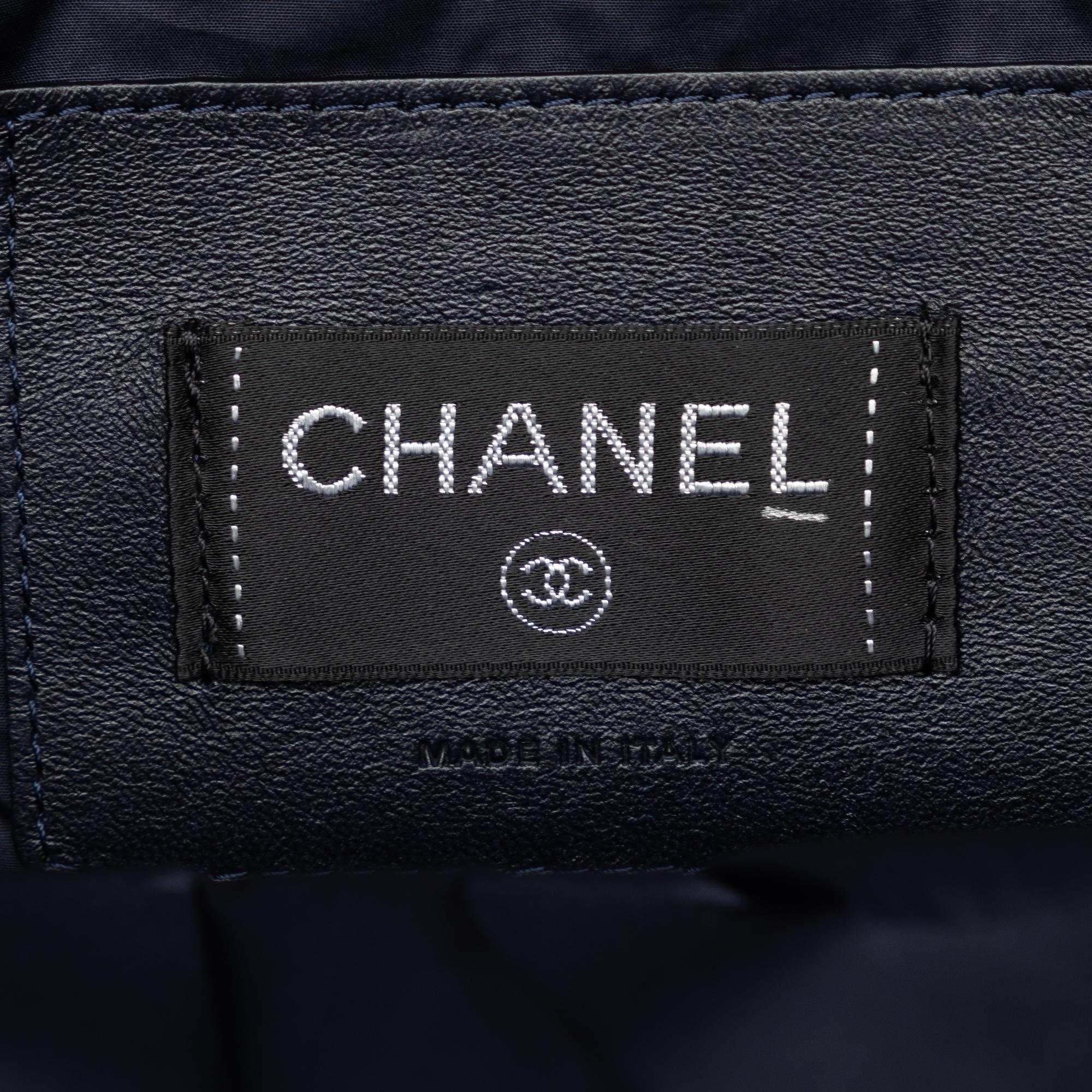 Chanel Doudoune Crossbody Bag (SHG-Ct6jHb)