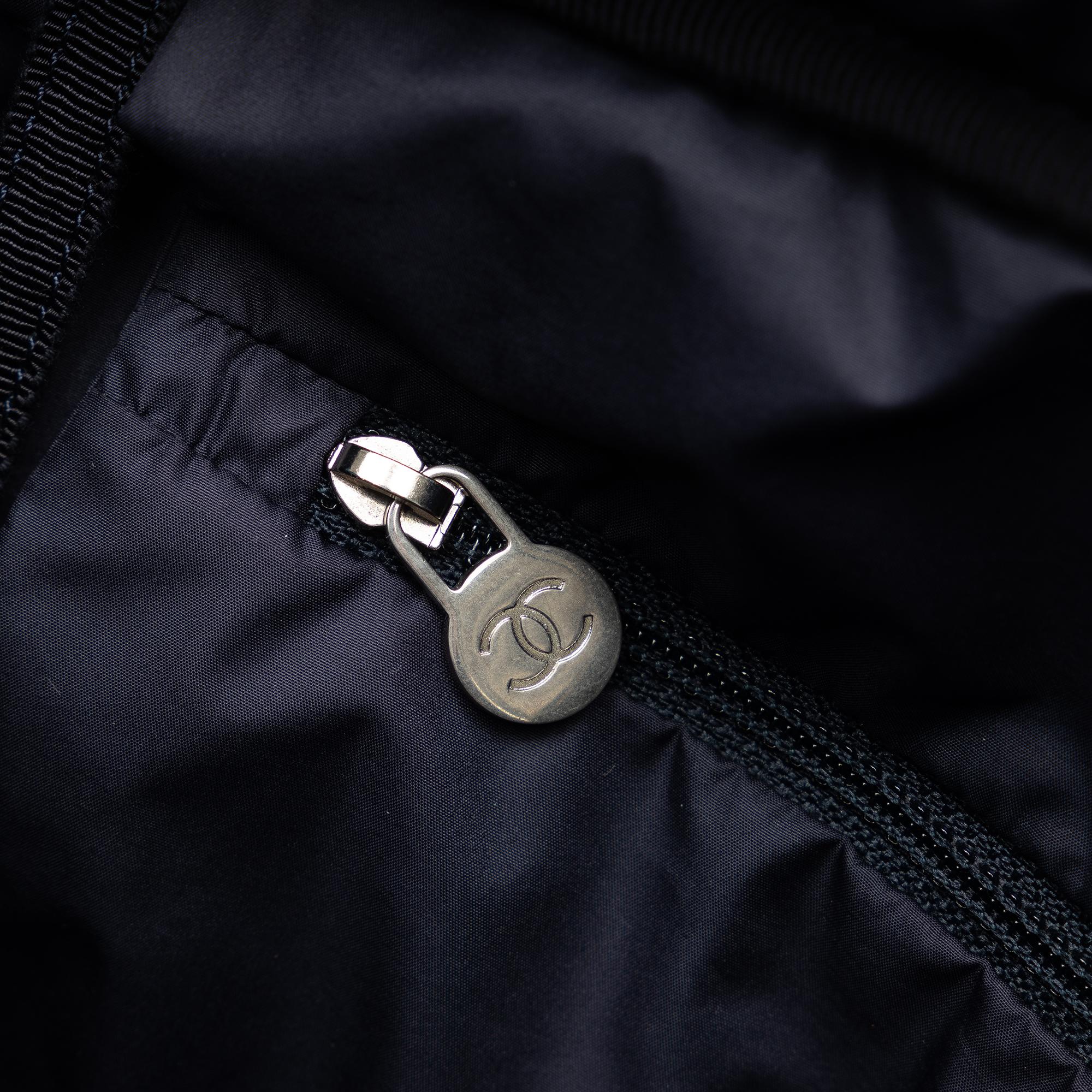 Chanel Doudoune Crossbody Bag (SHG-7ROZxM)