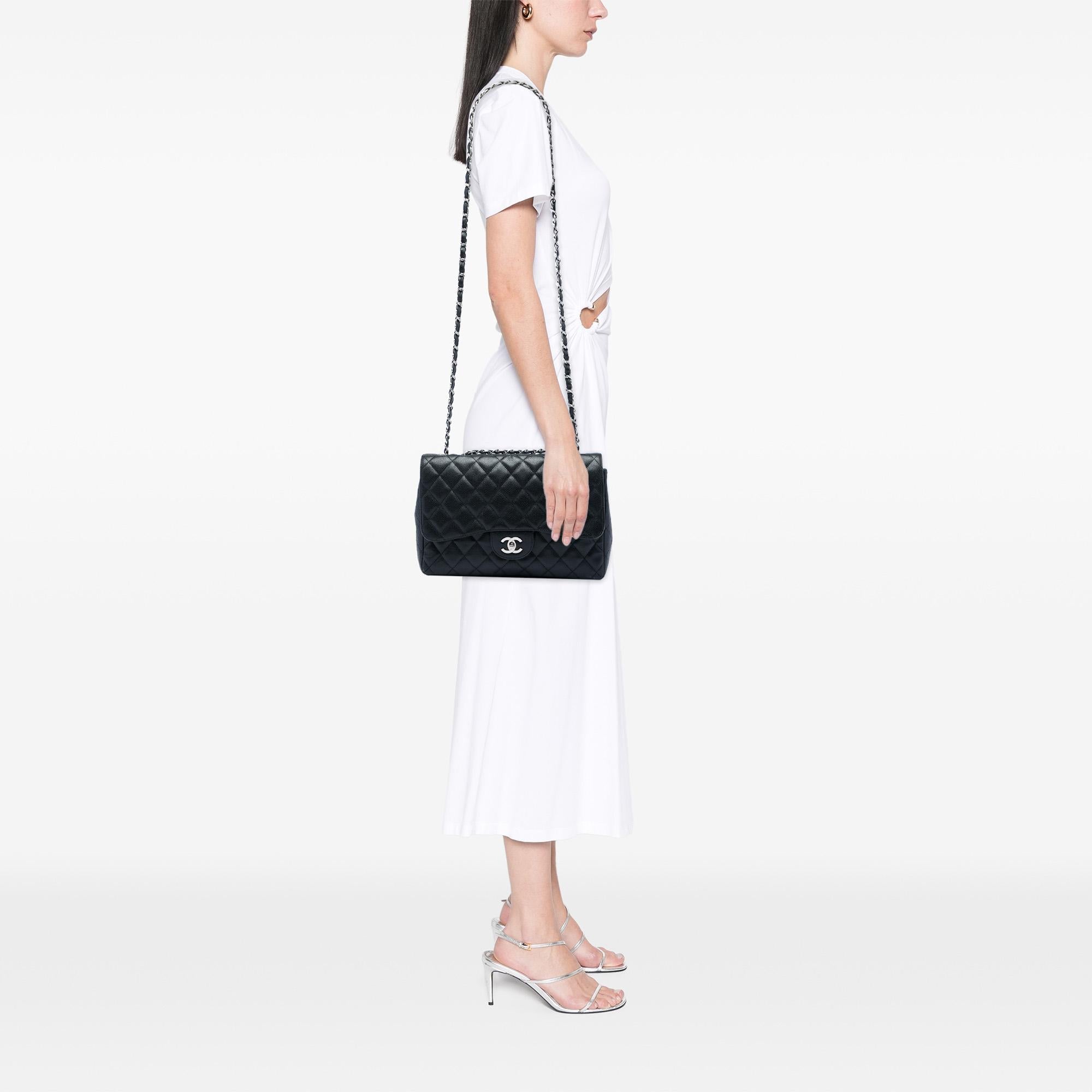 Chanel Jumbo Classic Caviar Single Flap