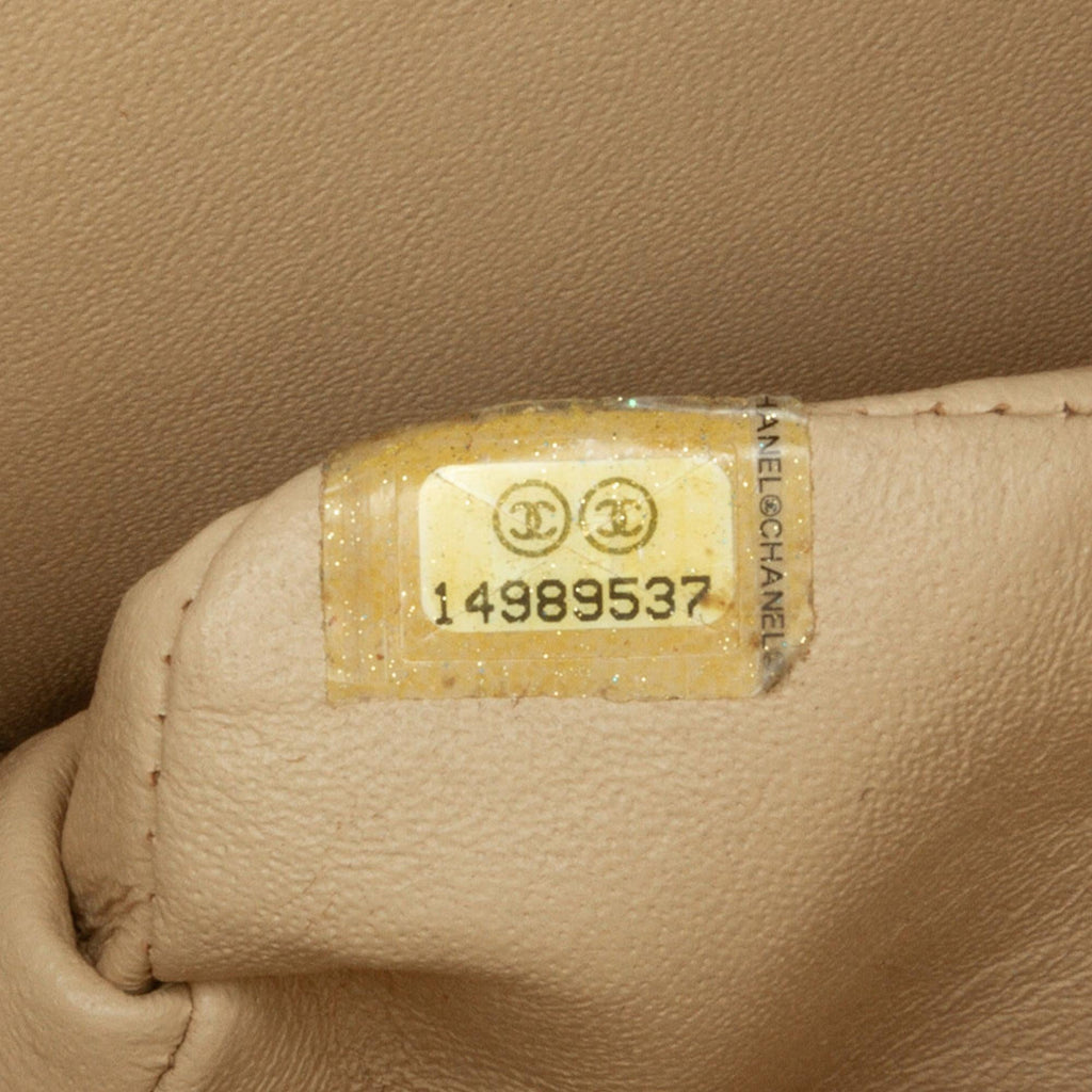 Chanel Jumbo Classic Lambskin Double Flap (SHG-w2q3Kp)