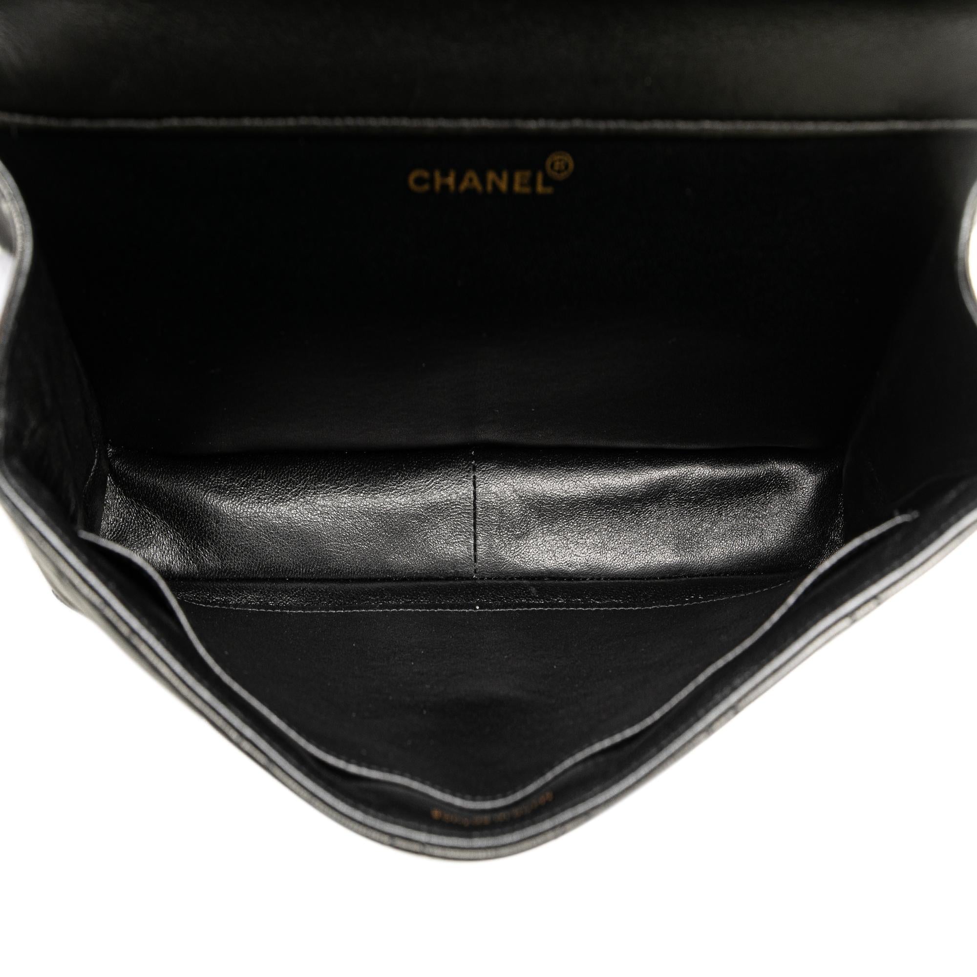 Chanel Jumbo Lambskin Double Sided Flap (SHG-DFQlNW)