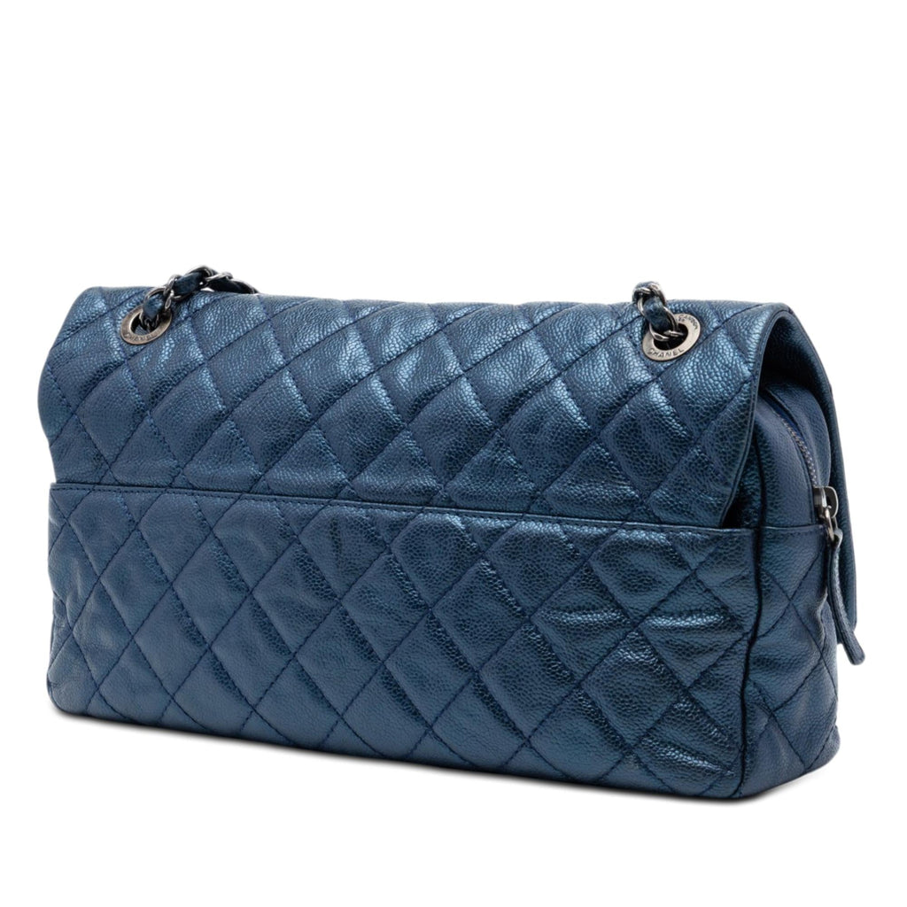 Chanel Jumbo Quilted Iridescent Caviar Easy Flap