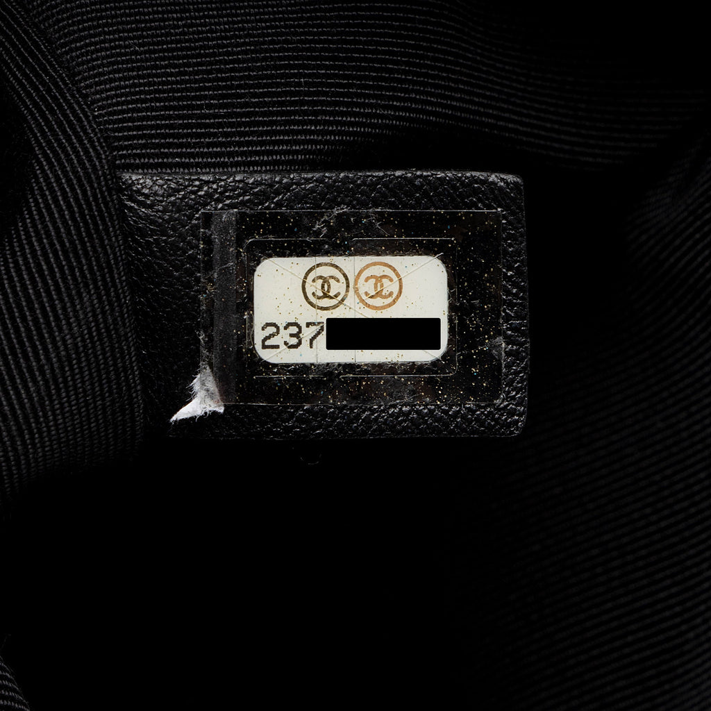 Chanel Lambskin Old Medium Boy Bag (SHF-hdtBBY)