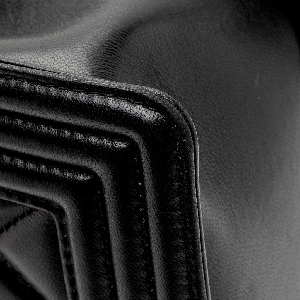 Chanel Lambskin Old Medium Boy Bag (SHF-hdtBBY)