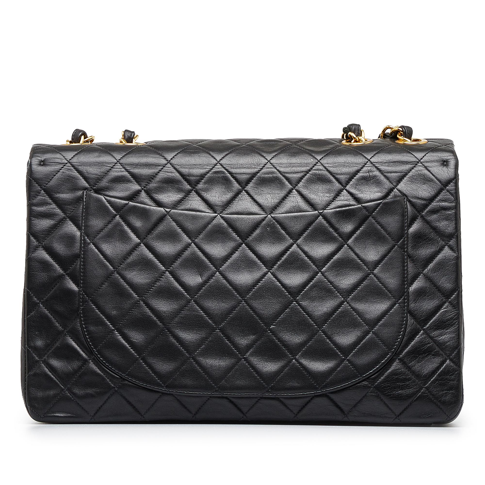 Chanel Maxi XL Classic Lambskin Single Flap (SHG-tSLYwQ)