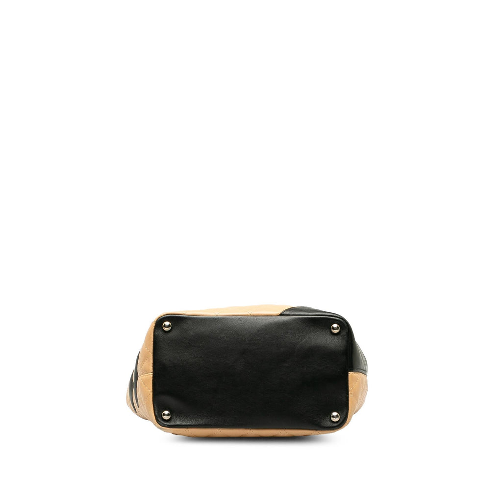 Chanel Medium Cambon Ligne Shoulder Bag (SHG-I92j0a)