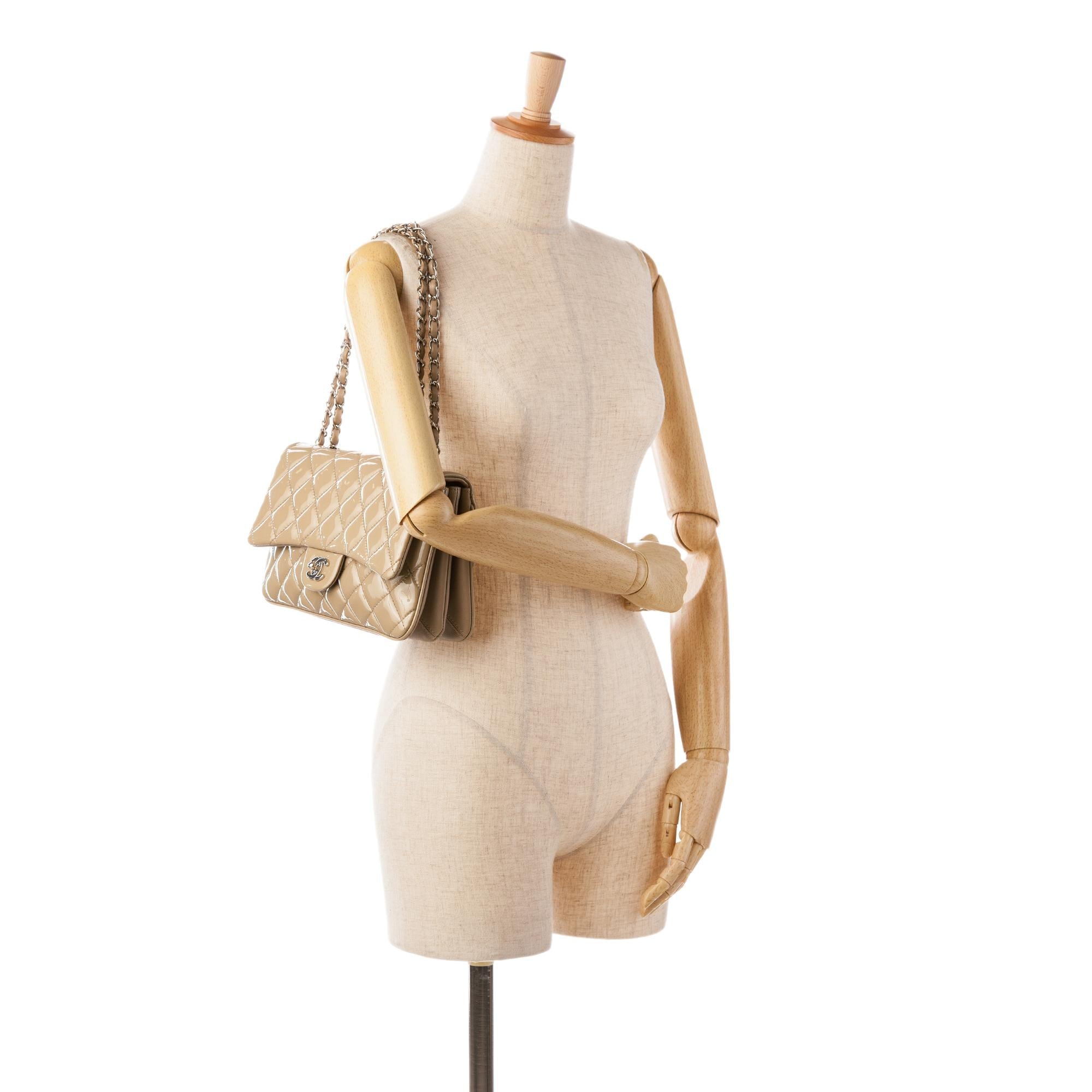 Chanel Medium Patent 3 Accordion Flap (SHG-8ZGroo)